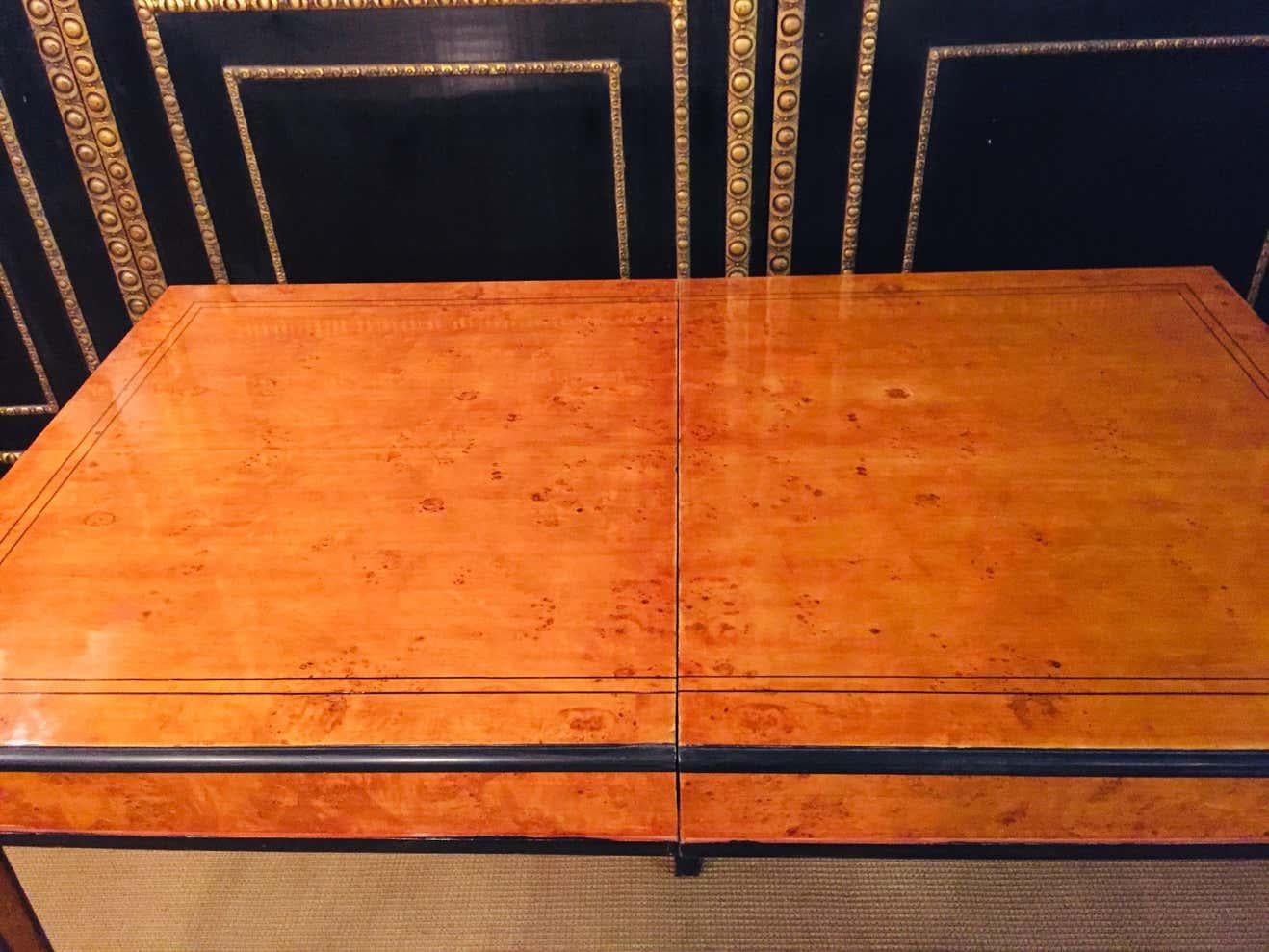 Extending Table in antique Biedermeier Style Bird's-Eye Maple veneer 6