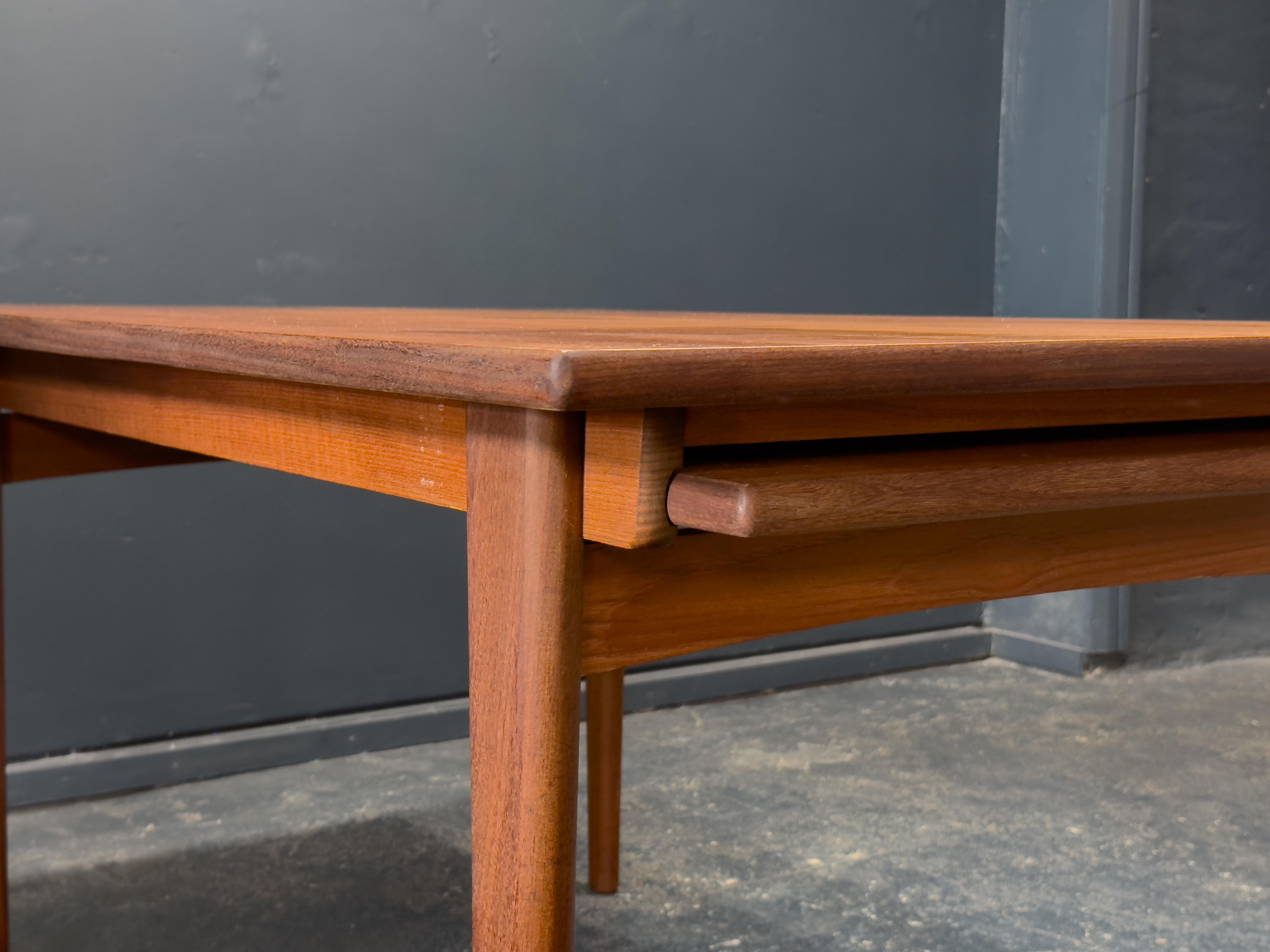 Extending Teak Rectangular Dining Table For Sale 4