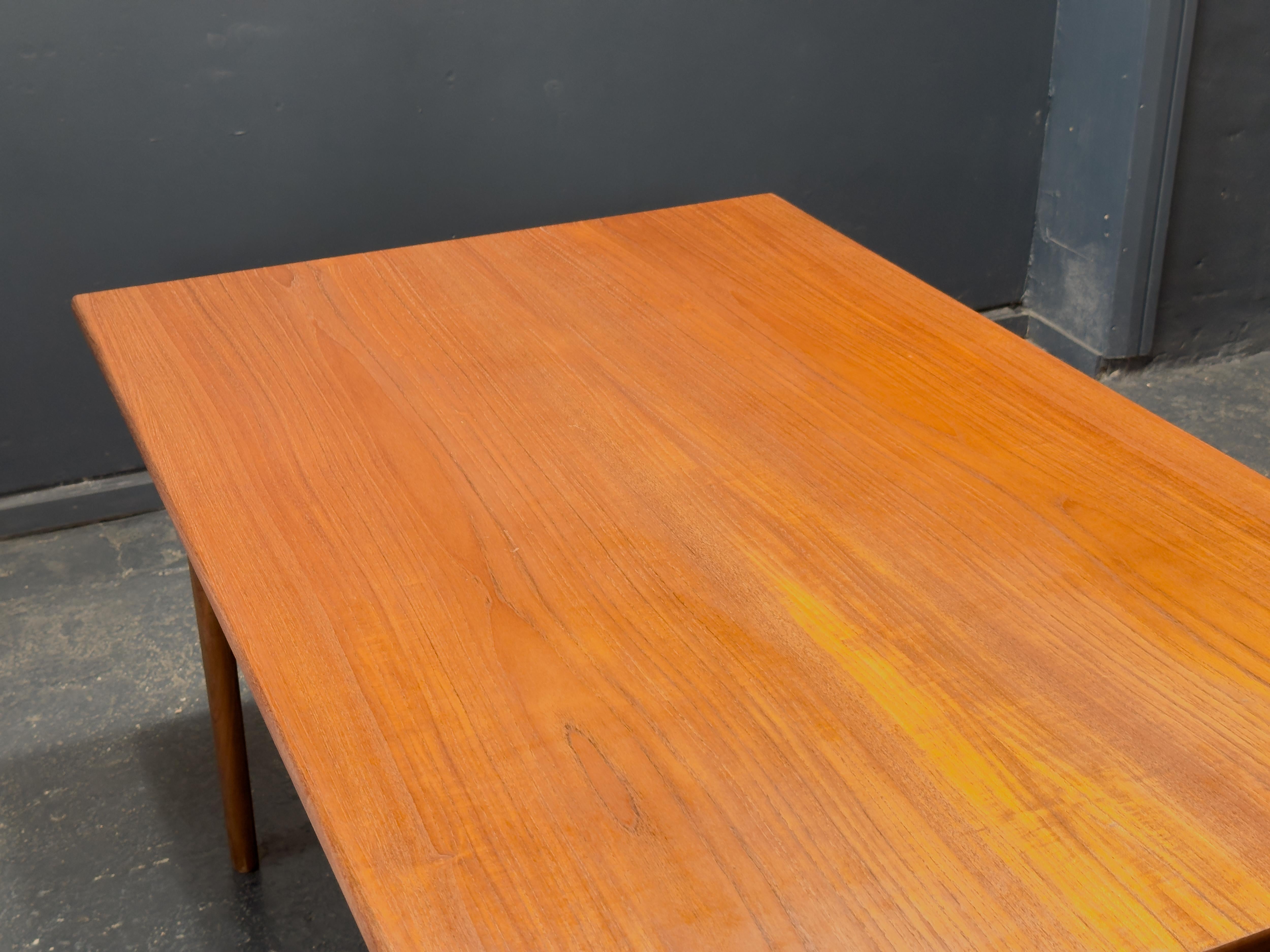 Extending Teak Rectangular Dining Table For Sale 2