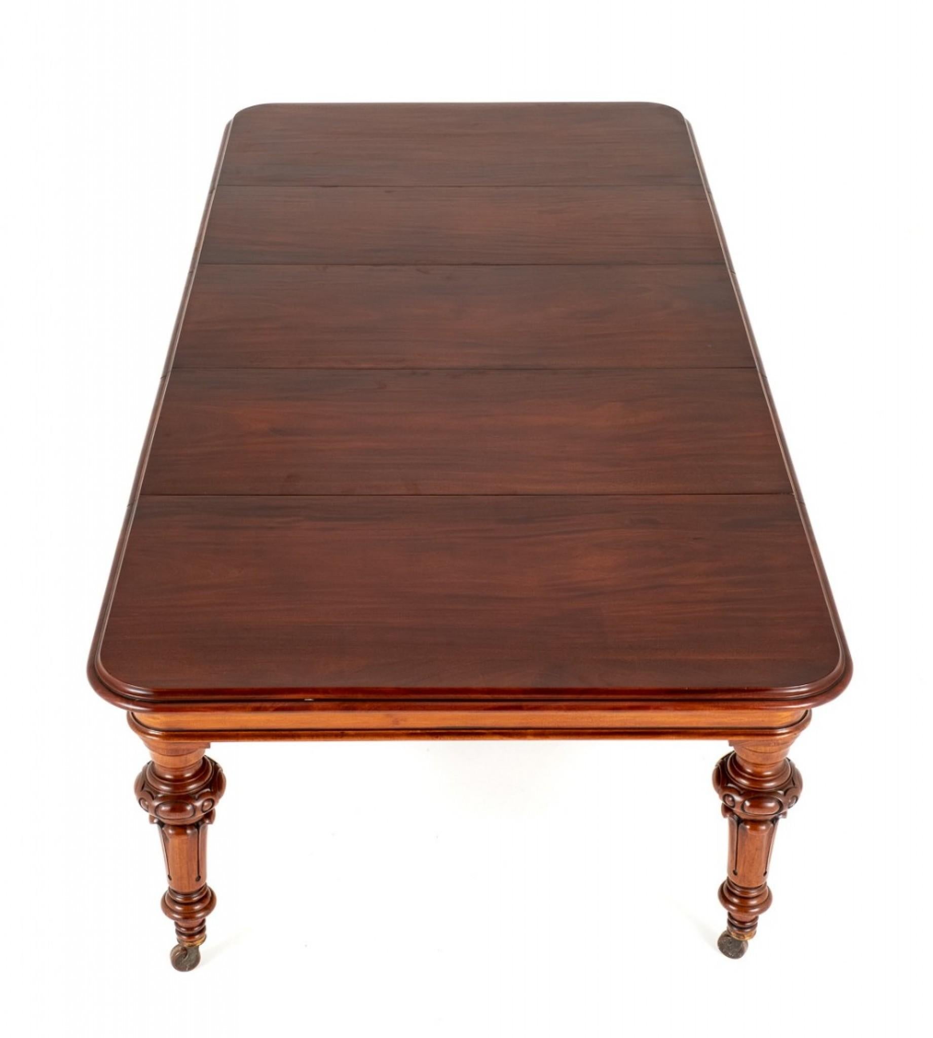 Extending Victorian Dining Table Mahogany, 1850 For Sale 1