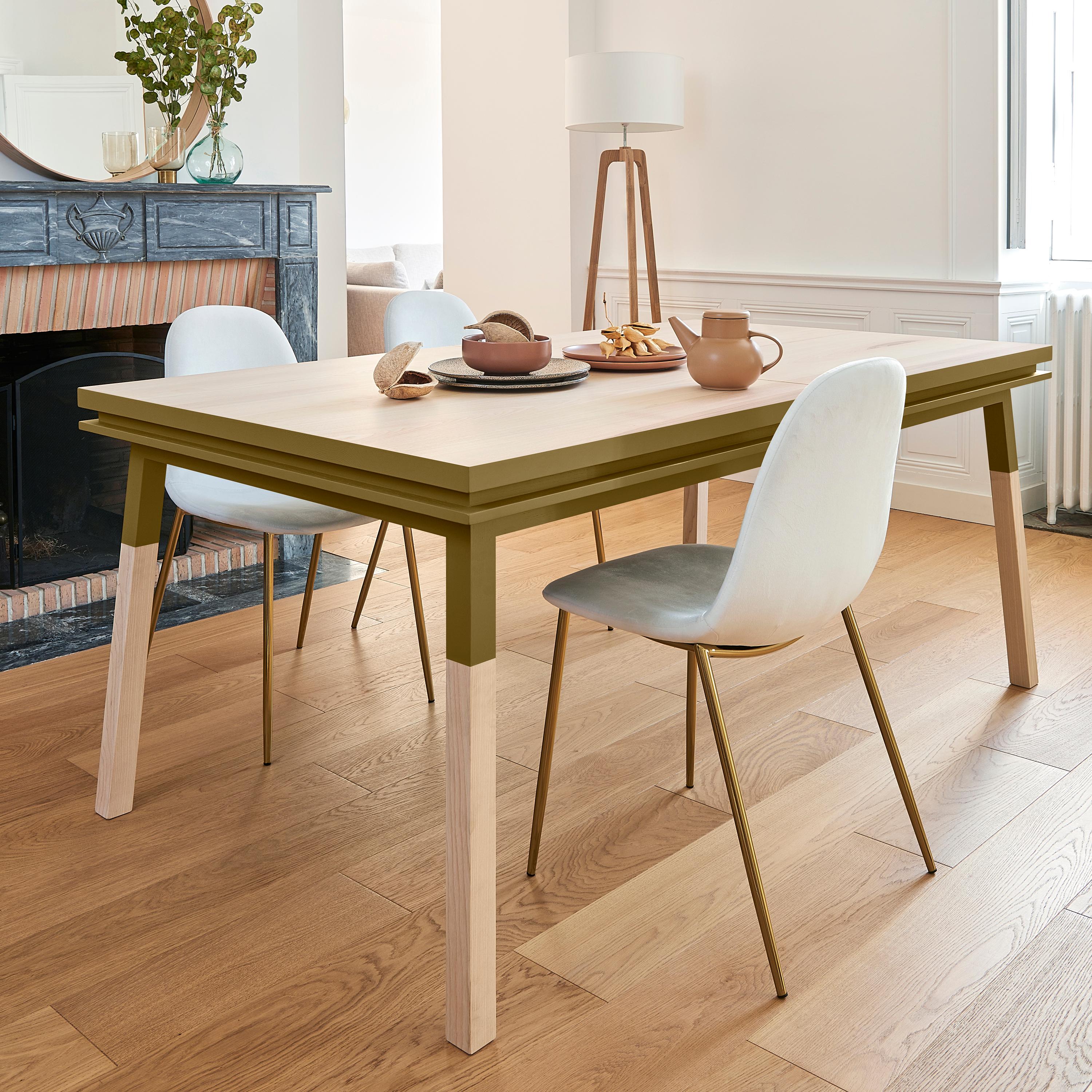 This rectangular dining table is proposed with 1 integrated and folded extension. 

It is made of 100% solid ash wood from sustainably managed and PEFC certified French forests.

The 3 lengths are 140 cm / 55.1 in when the table is closed, 180