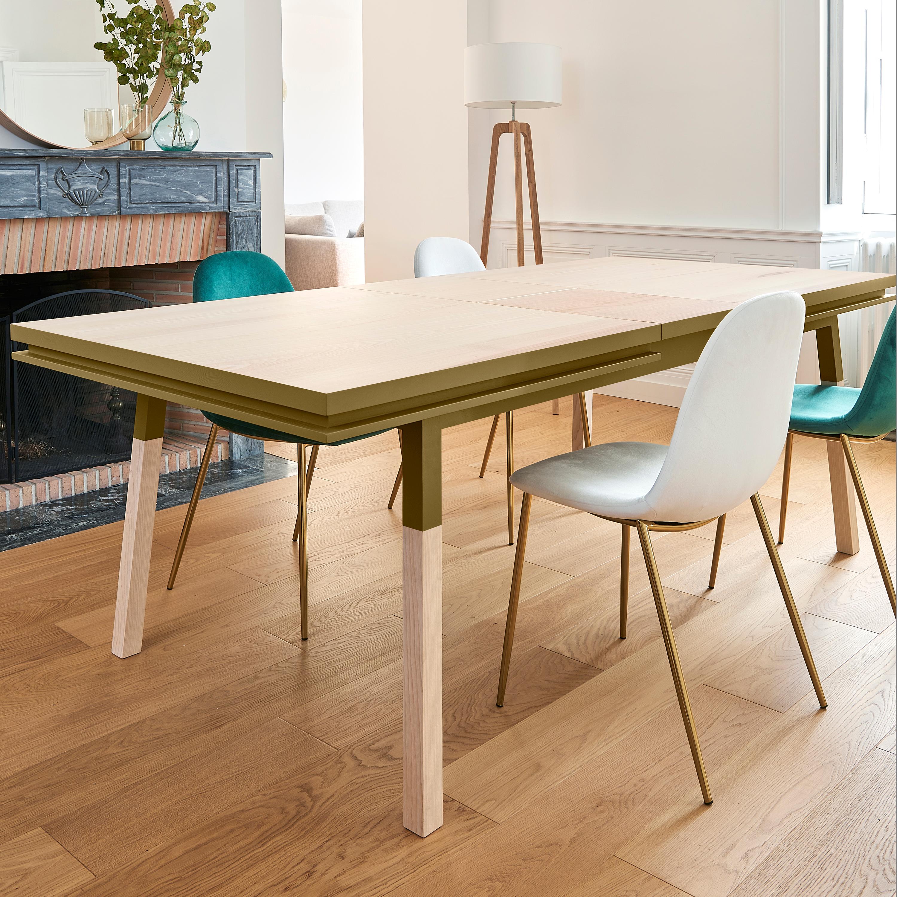 Table de salle à manger extensible en bois massif, design scandinave par E. Gizard, Paris en vente 1