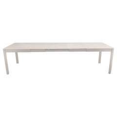 Tavolo da esterno allungabile Fermob Ribambelle XL 149/299 cm 59/118 in Grigio Argilla