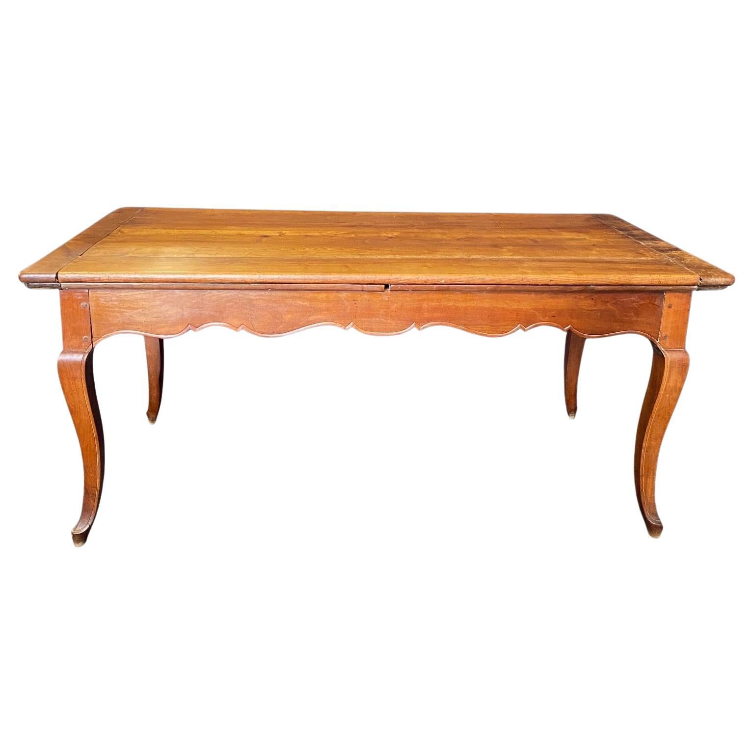 Extension 19th Century French Provincial Farmhouse Dining Table with Two Leaves