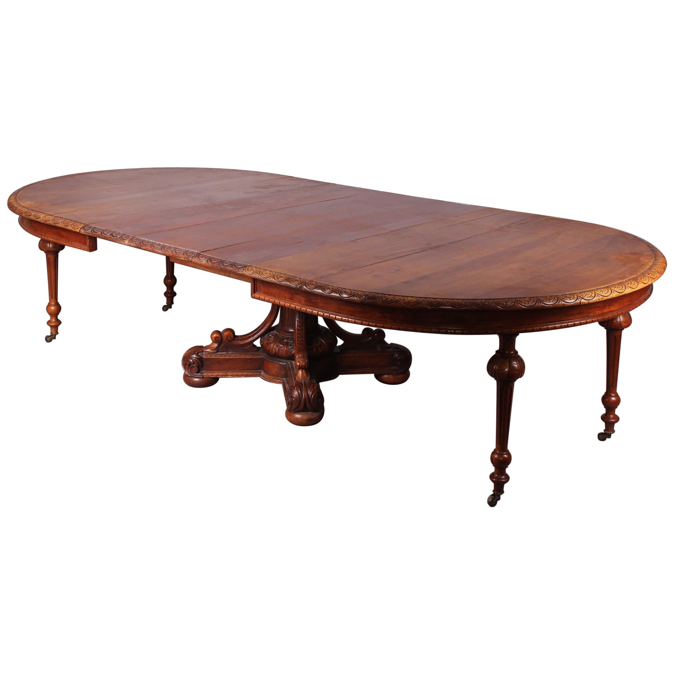 Extension Henri II Dinning Table