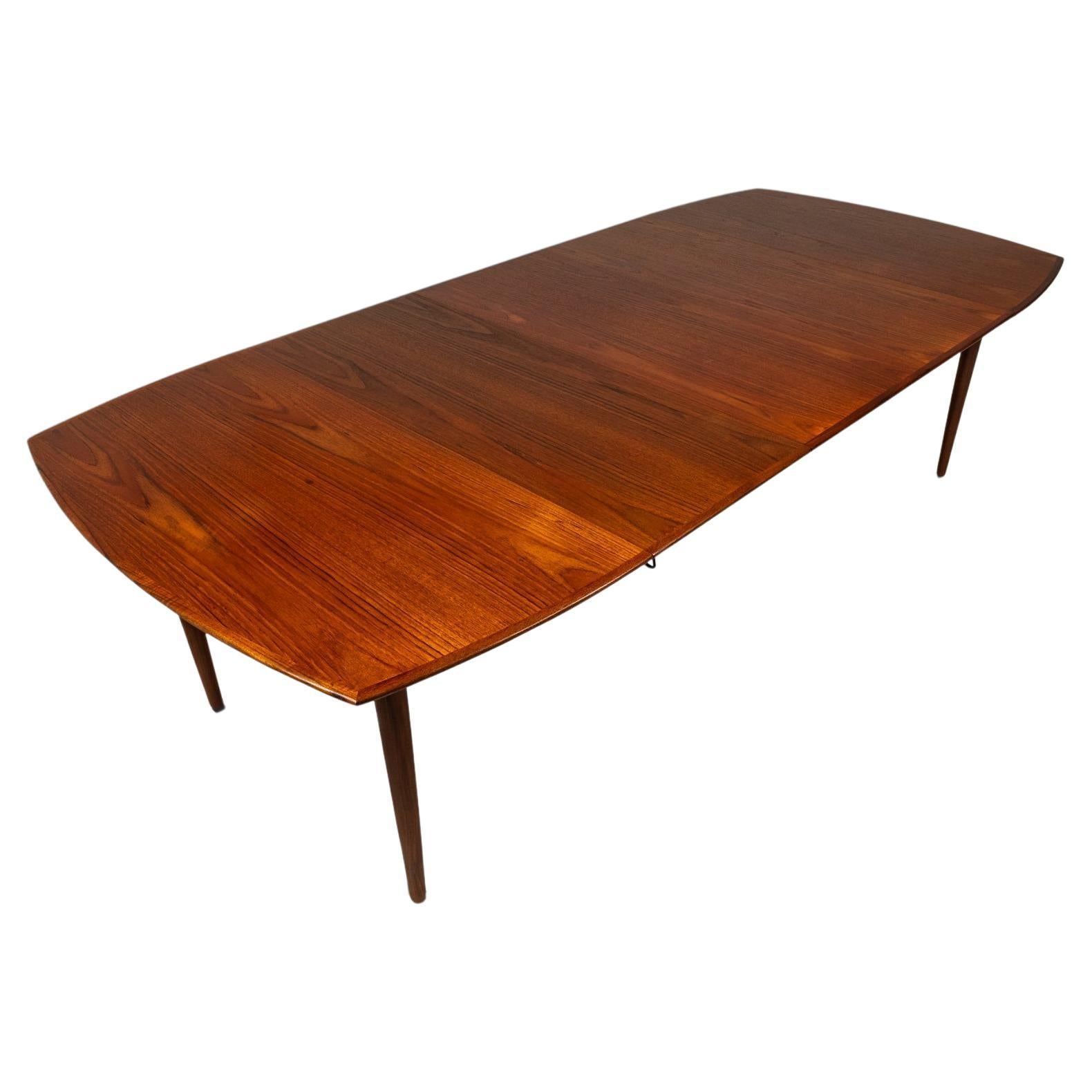 Extension Table in Teak, Harry Østergaard, Randers Møbelfabrik, Denmark, c. 1960 For Sale