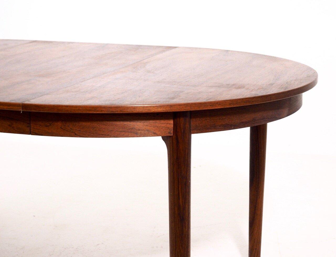 Wood Extension table with one leave in fruitwood, 1960’s. For Sale