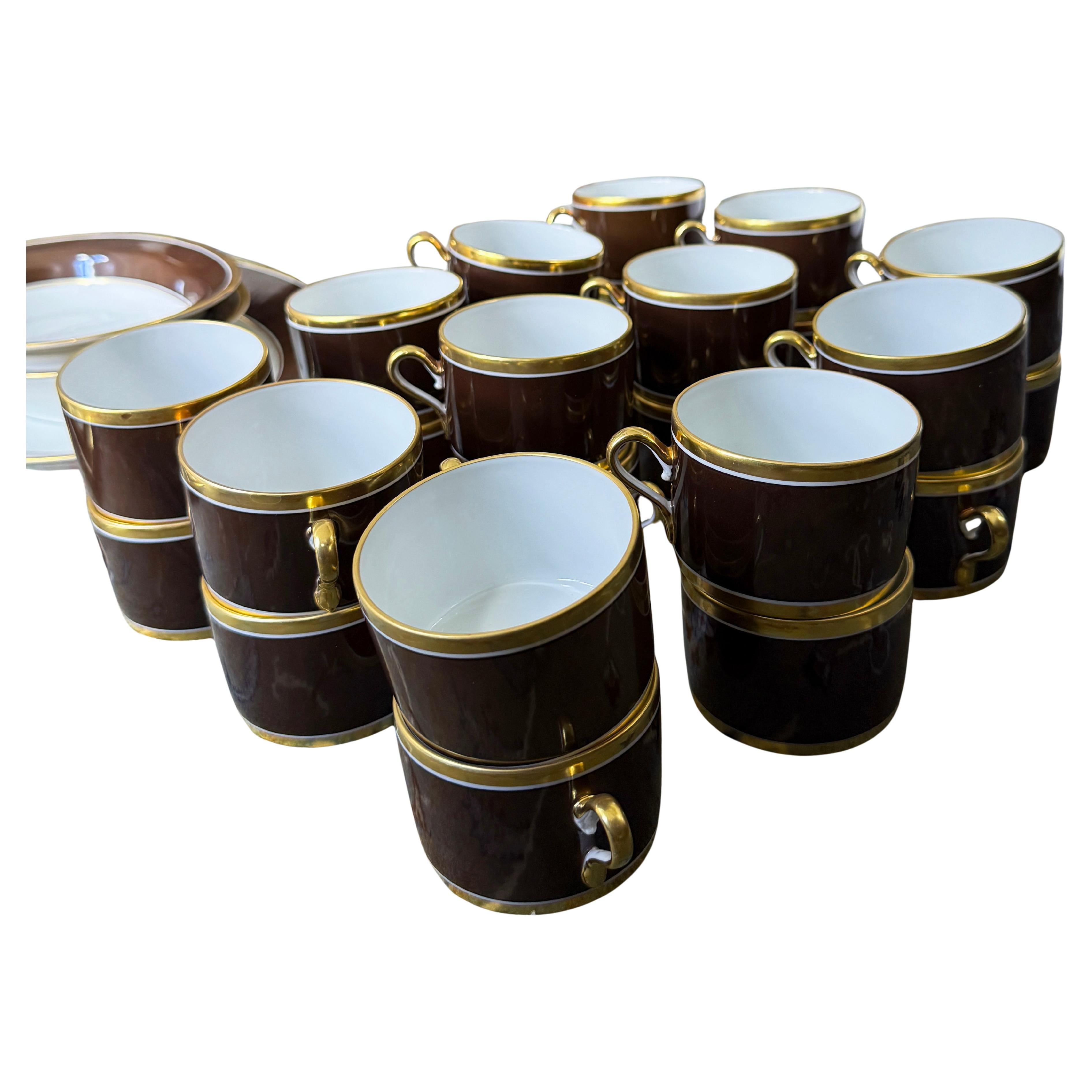 Extensive 159 Piece Richard Ginori Contessa Porcelain Dinner and Tea Service im Angebot 5