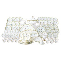 Extensive 19th Century Meissen Porcelain Dinnerware Service For Twelve People