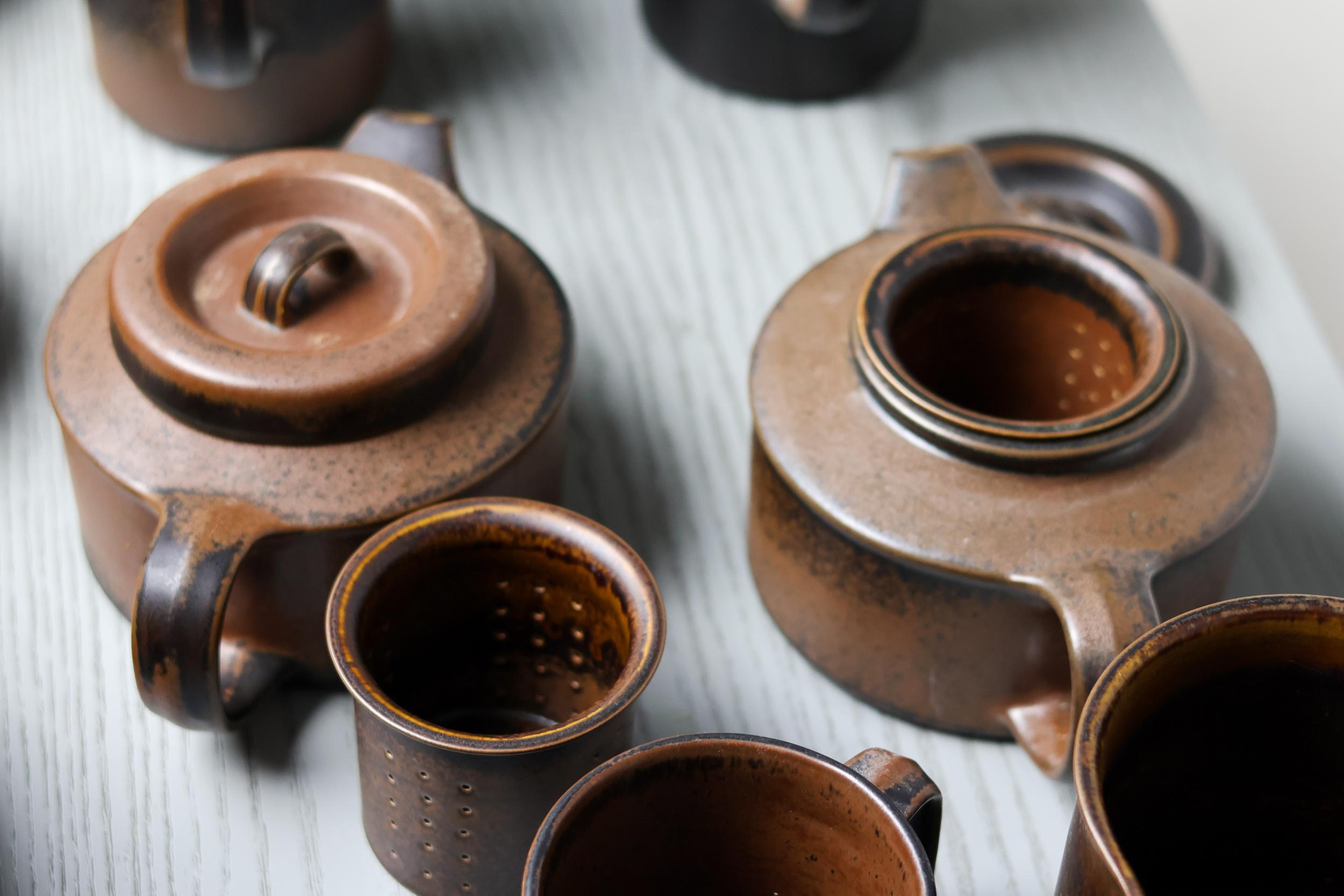 Extensa vajilla de 94 piezas para té y café Arabia Ruska, Finlandia, años 70 en venta 1