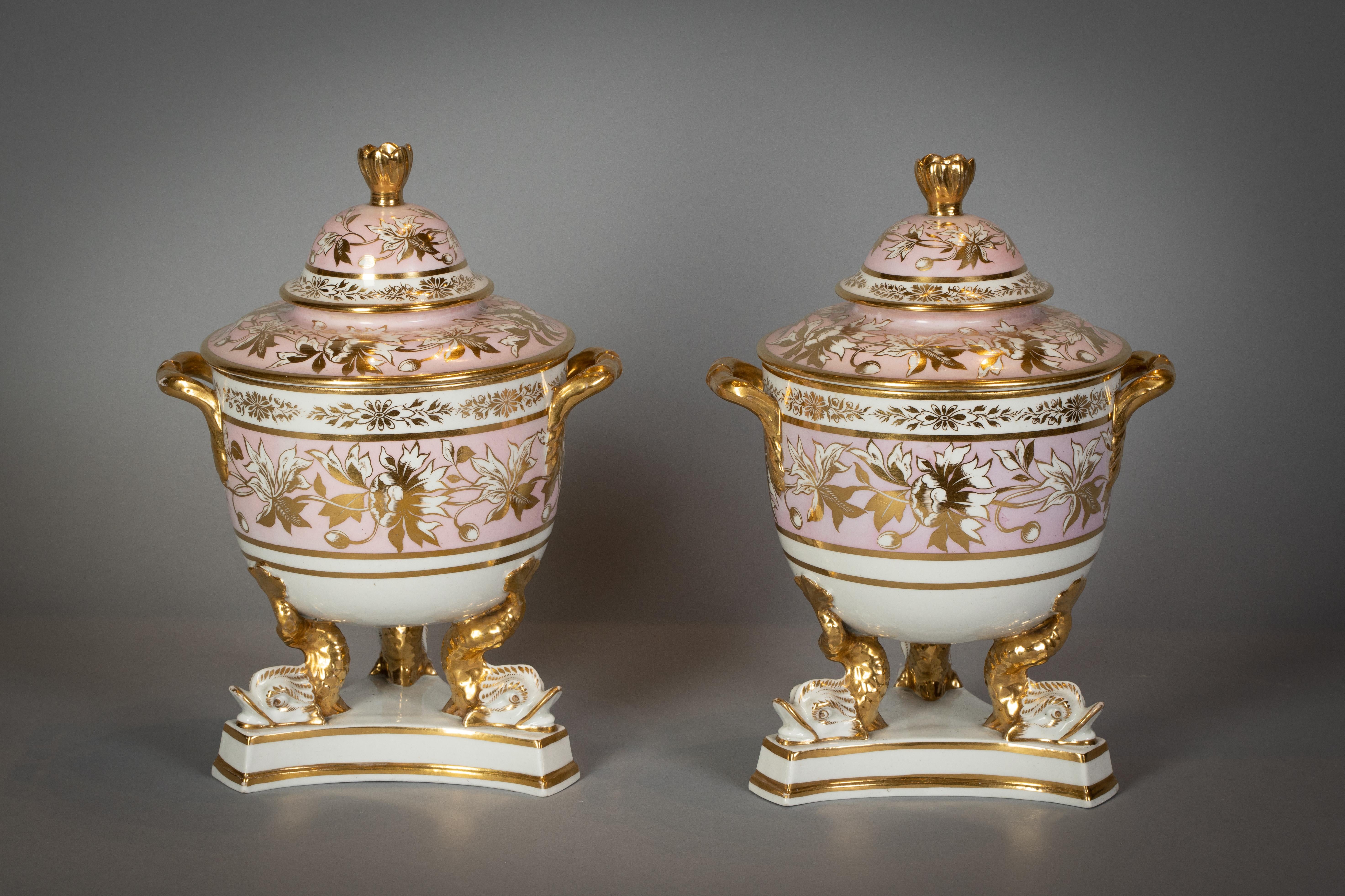 Extensive English Porcelain Dessert Service, circa 1825 In Good Condition For Sale In New York, NY
