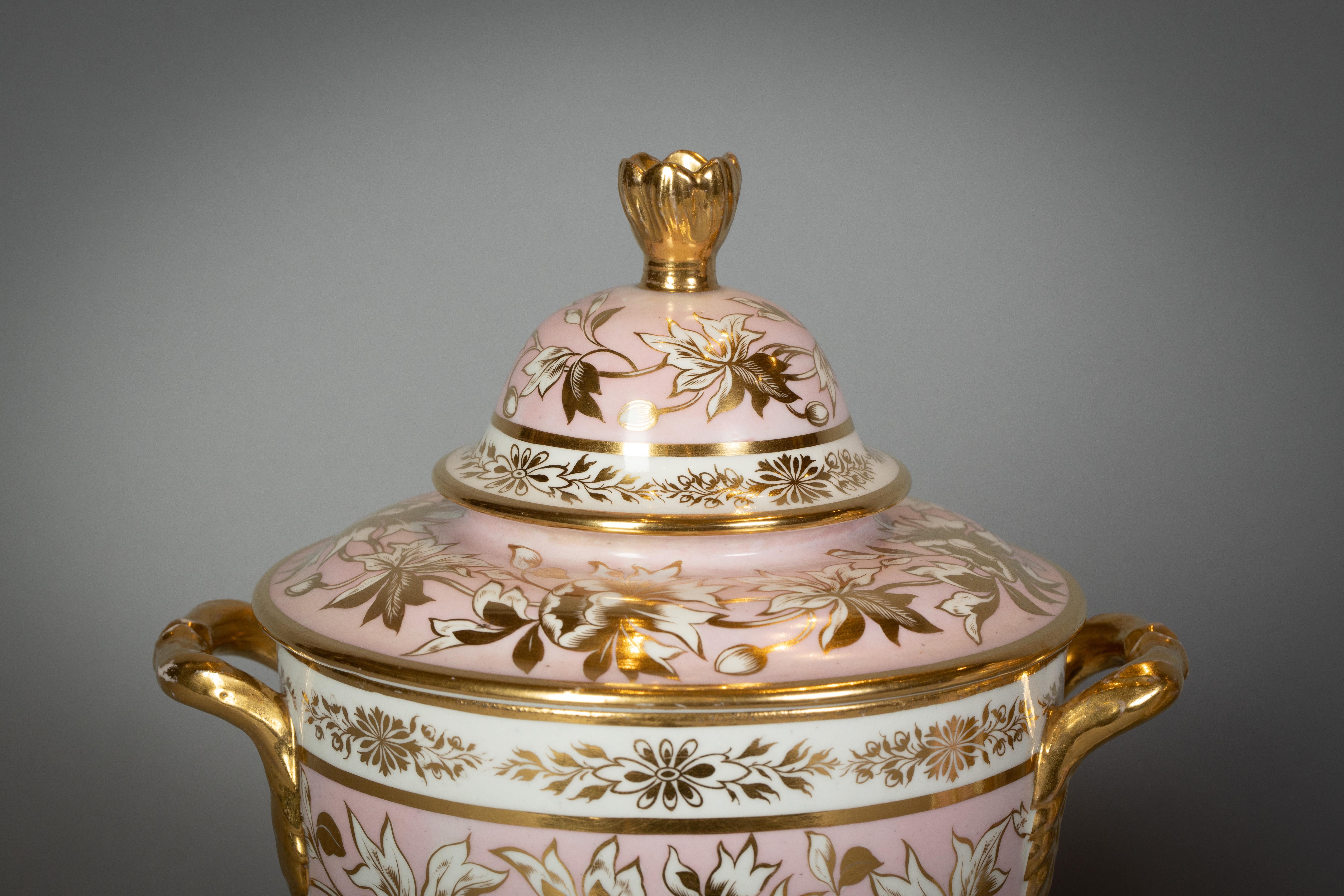 Early 19th Century Extensive English Porcelain Dessert Service, circa 1825 For Sale