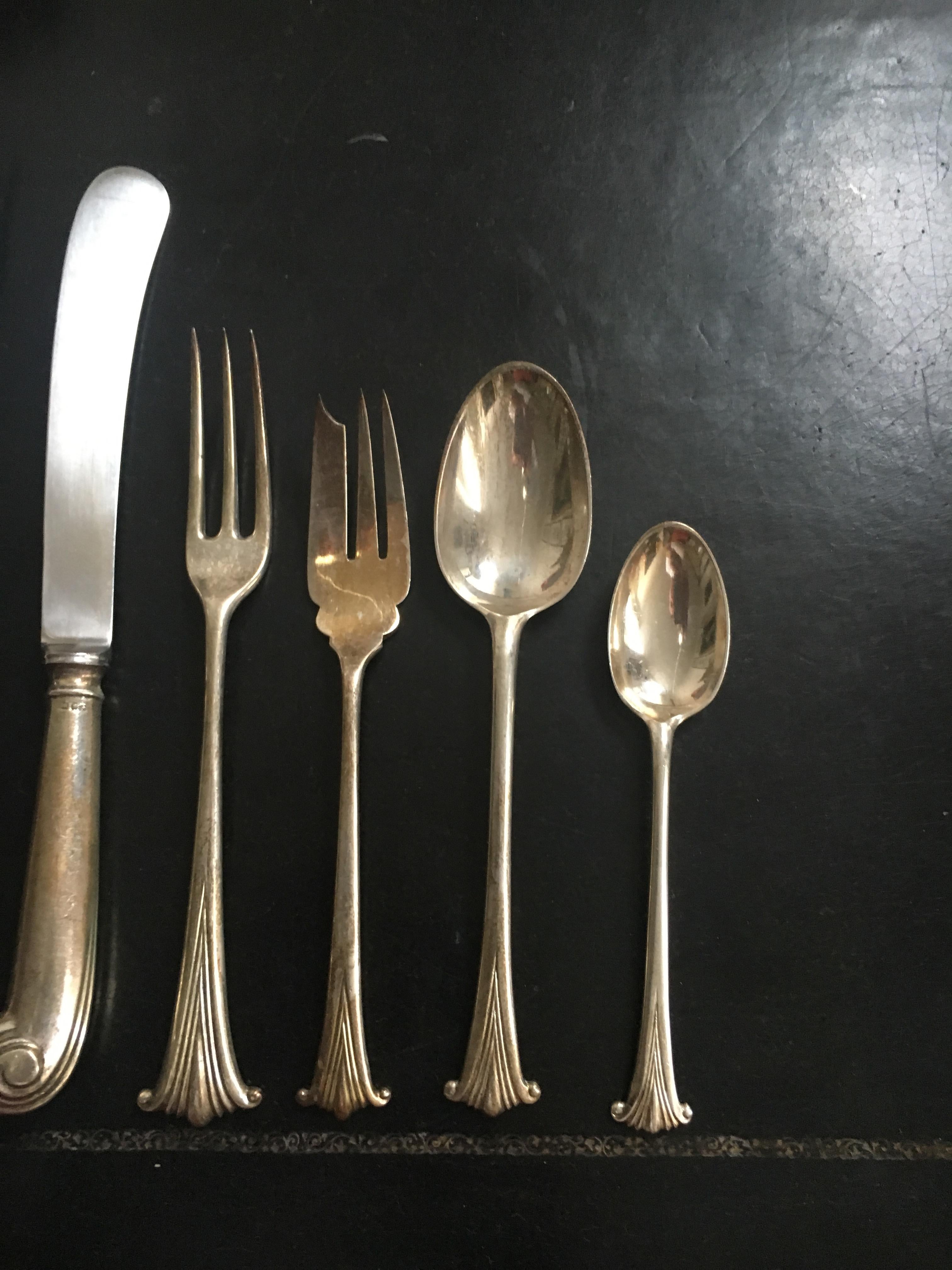 Extensive English Sterling Silver Flatware Service for 12 For Sale 2