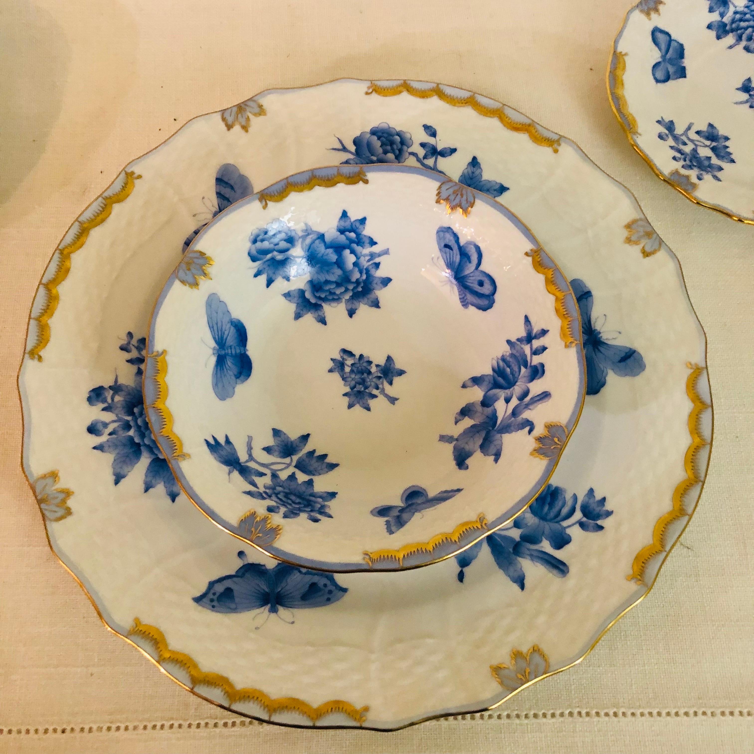 Extensive Herend Fortuna Dinner Service Painted with Butterflies and Flowers For Sale 7
