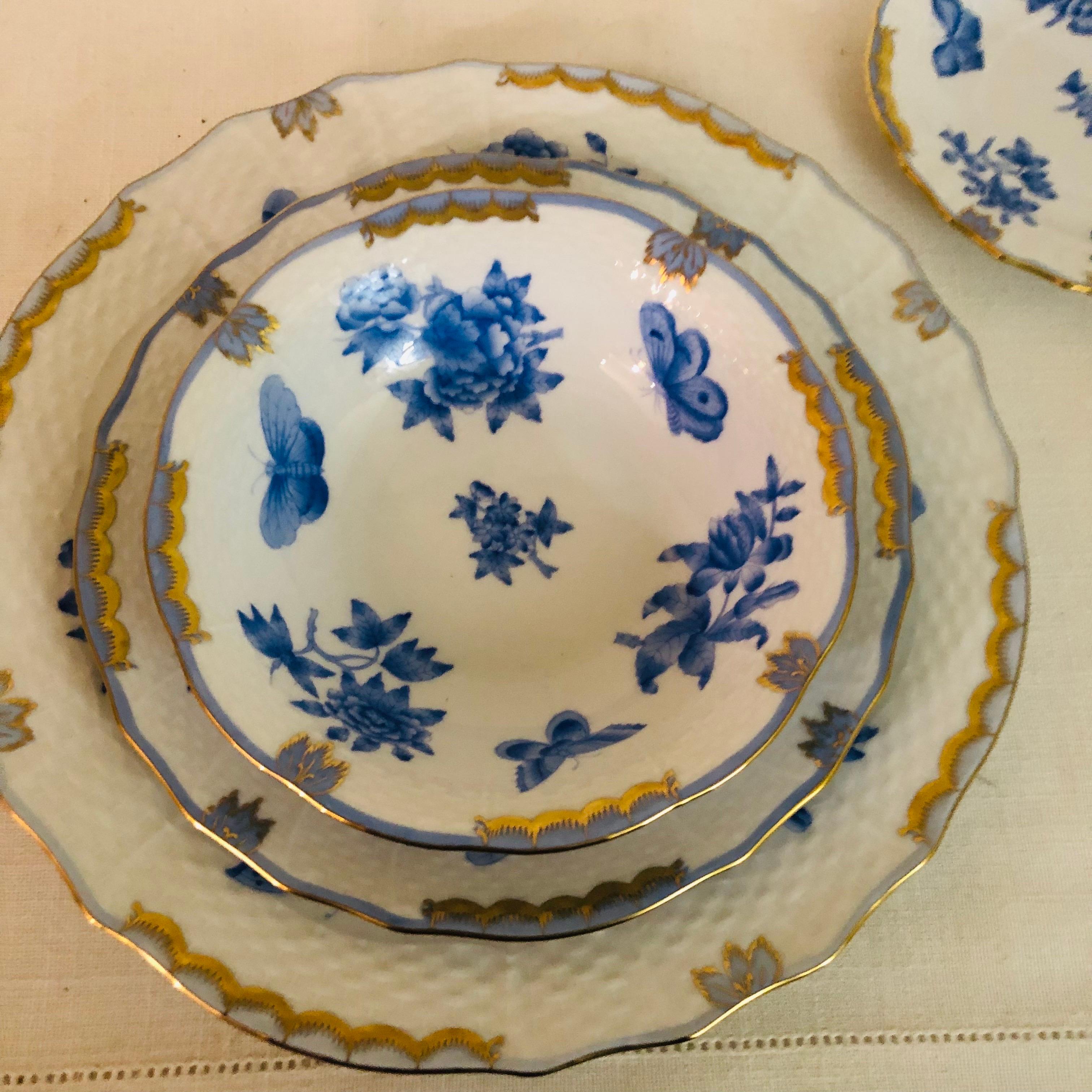 Extensive Herend Fortuna Dinner Service Painted with Butterflies and Flowers For Sale 8