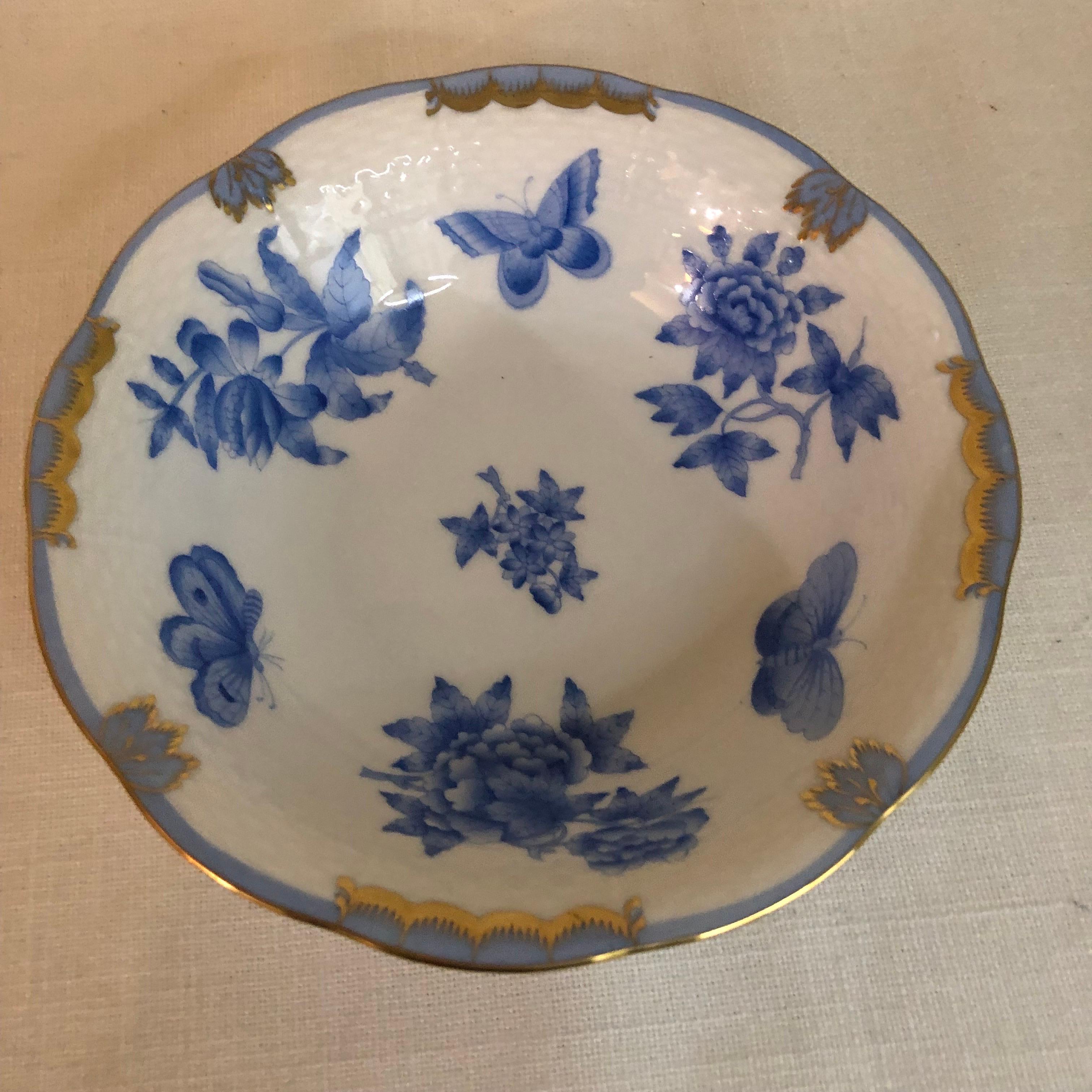 Extensive Herend Fortuna Dinner Service Painted with Butterflies and Flowers 9