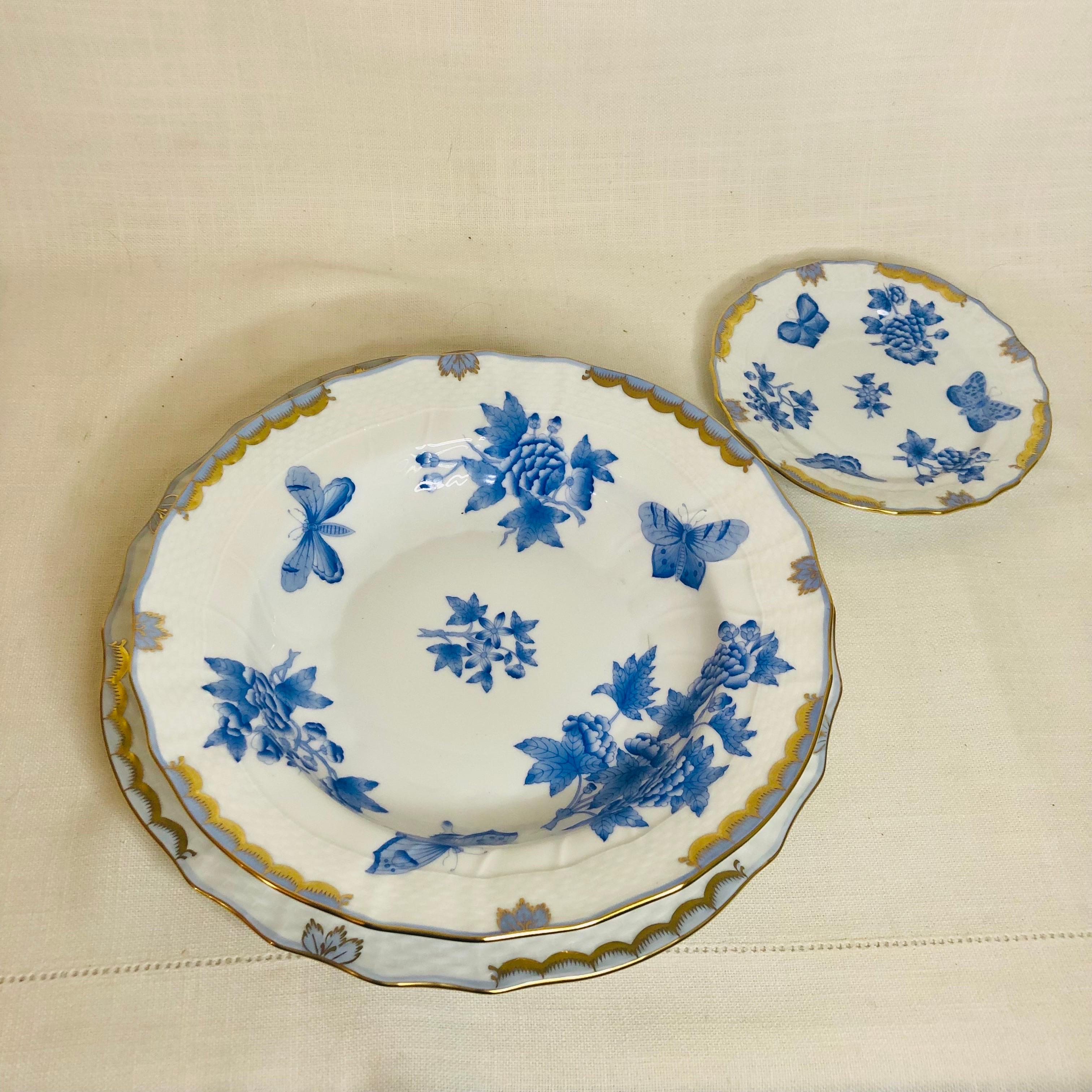 Extensive Herend Fortuna Dinner Service Painted with Butterflies and Flowers For Sale 1