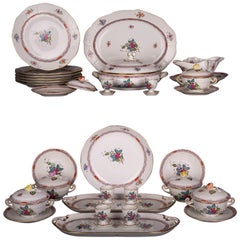 Service de table Herend très rare en porcelaine avec beaucoup de fleurs et de fleurs en or