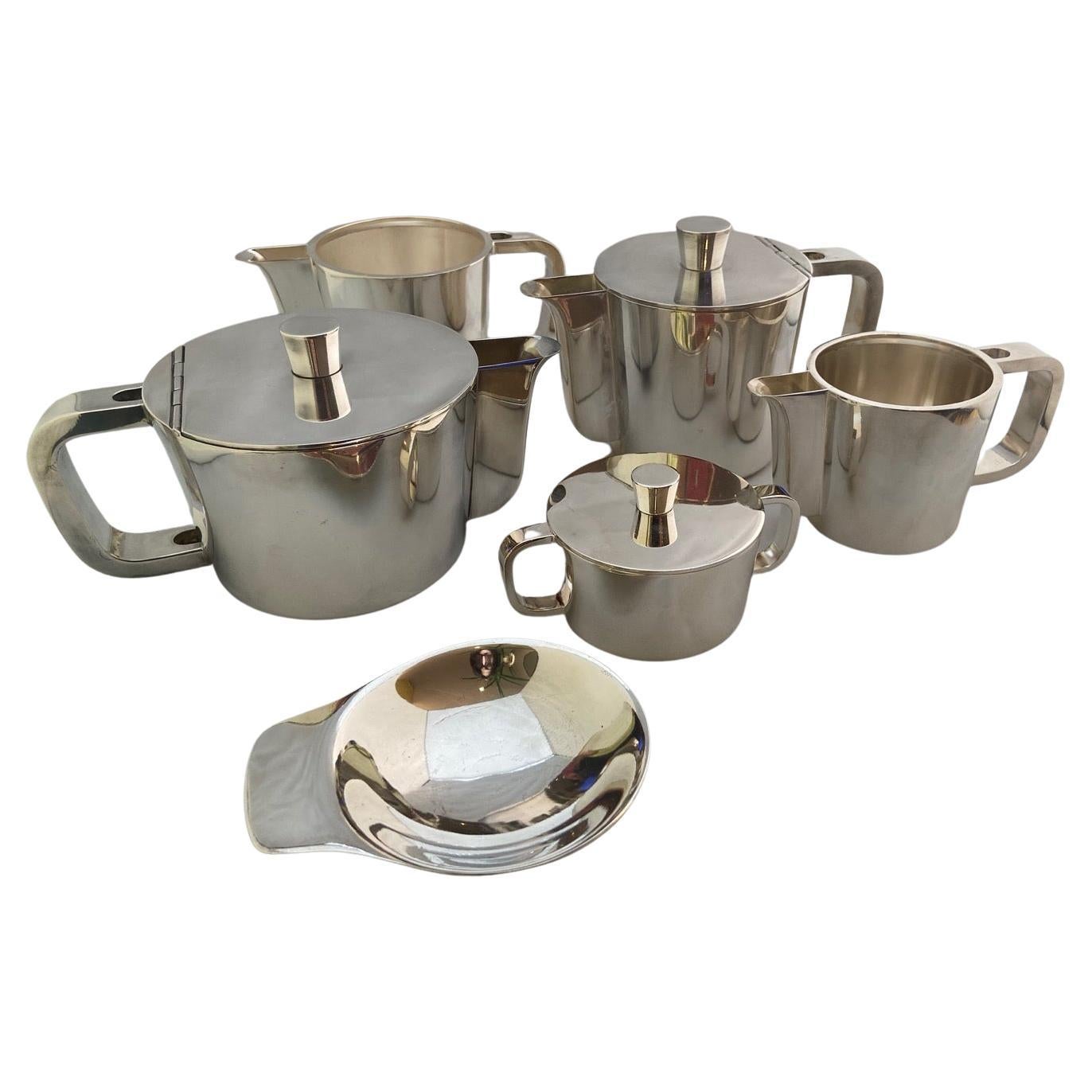 Extensive Silver Plated Gio Ponti Coffee and Tea Set on a Tray, Arthur Krupp In Good Condition In London, GB