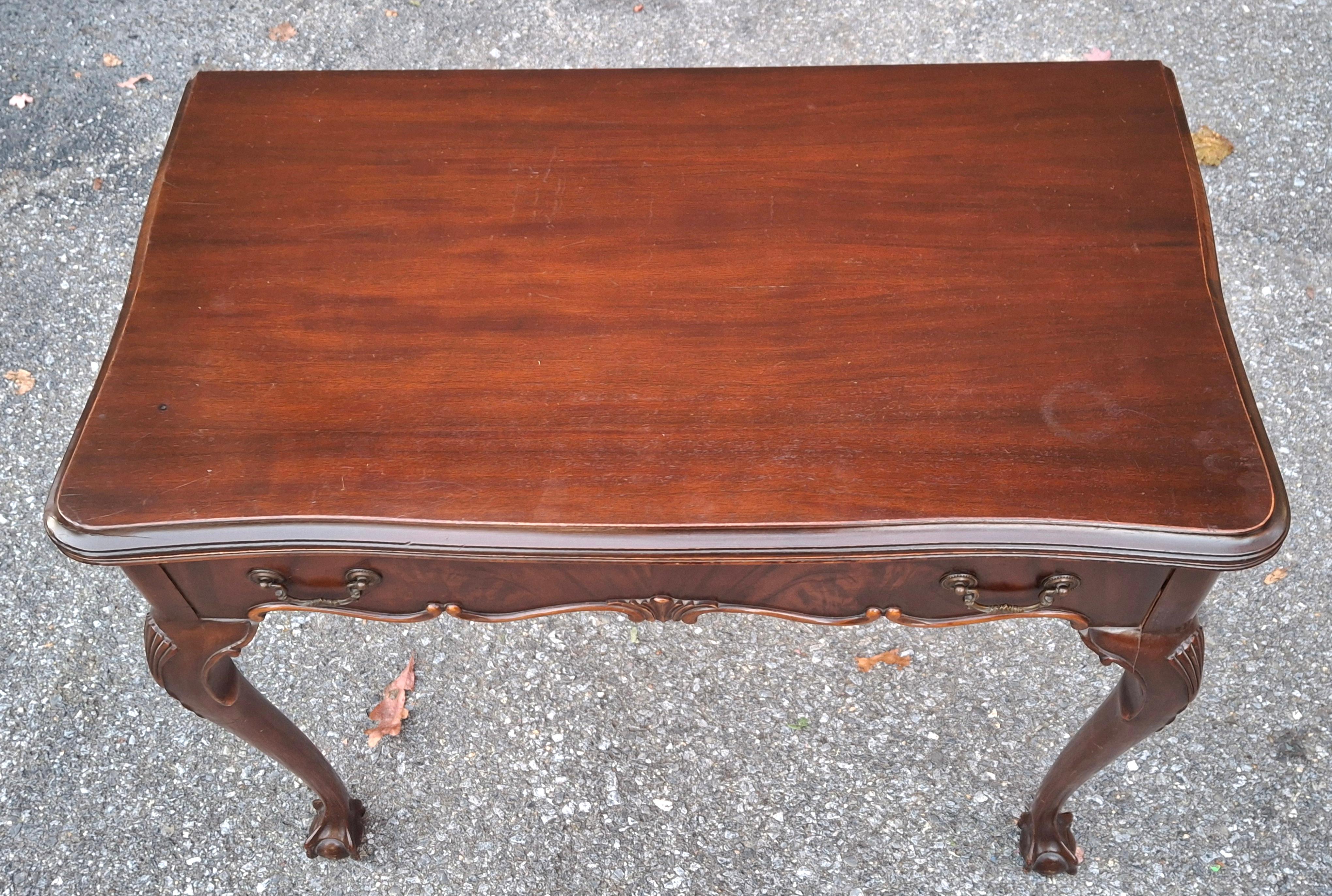 Extensole Chippendale Style Mahogany Fold Top Console and Game Table In Good Condition For Sale In Germantown, MD