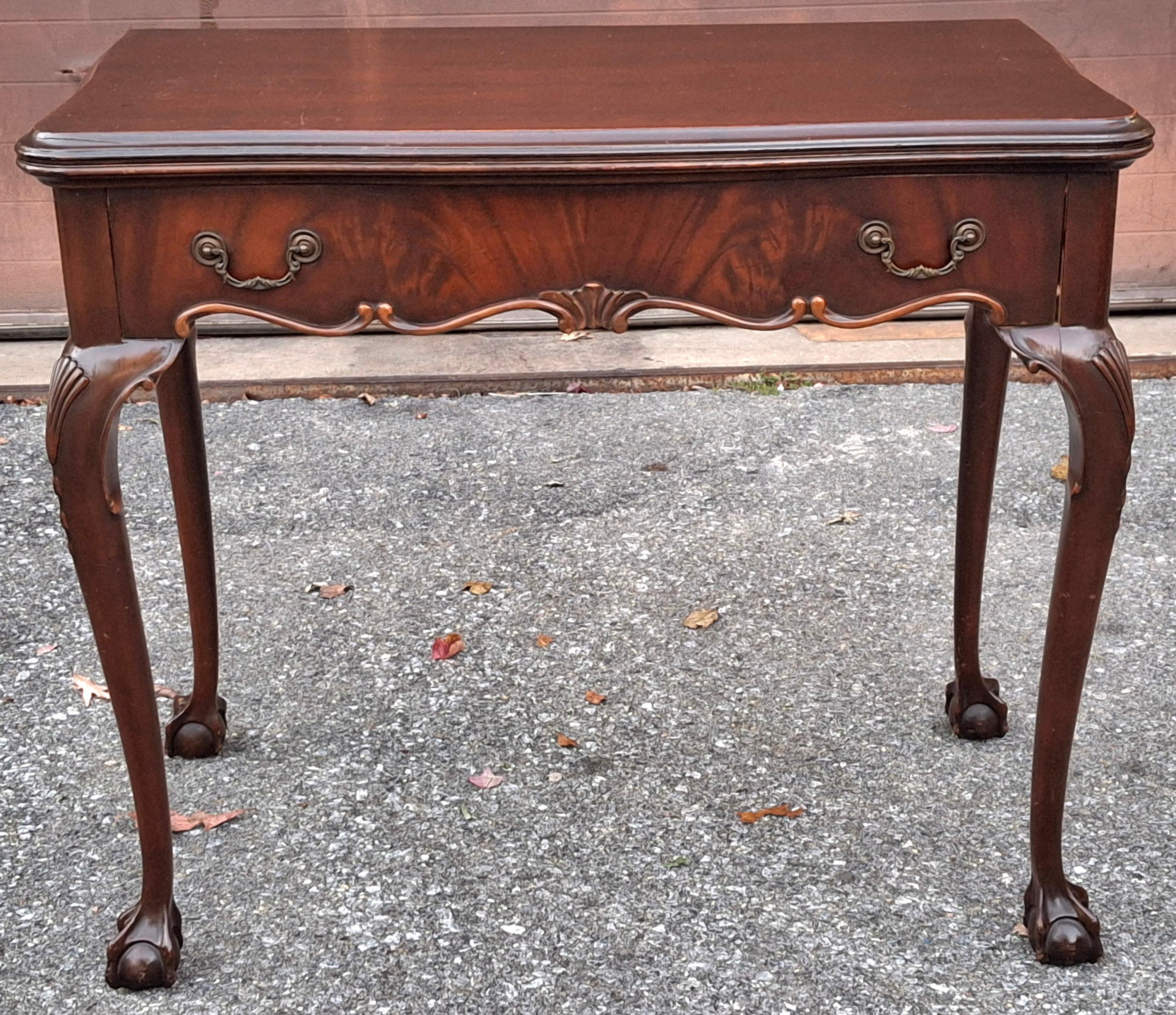 20th Century Extensole Chippendale Style Mahogany Fold Top Console and Game Table For Sale