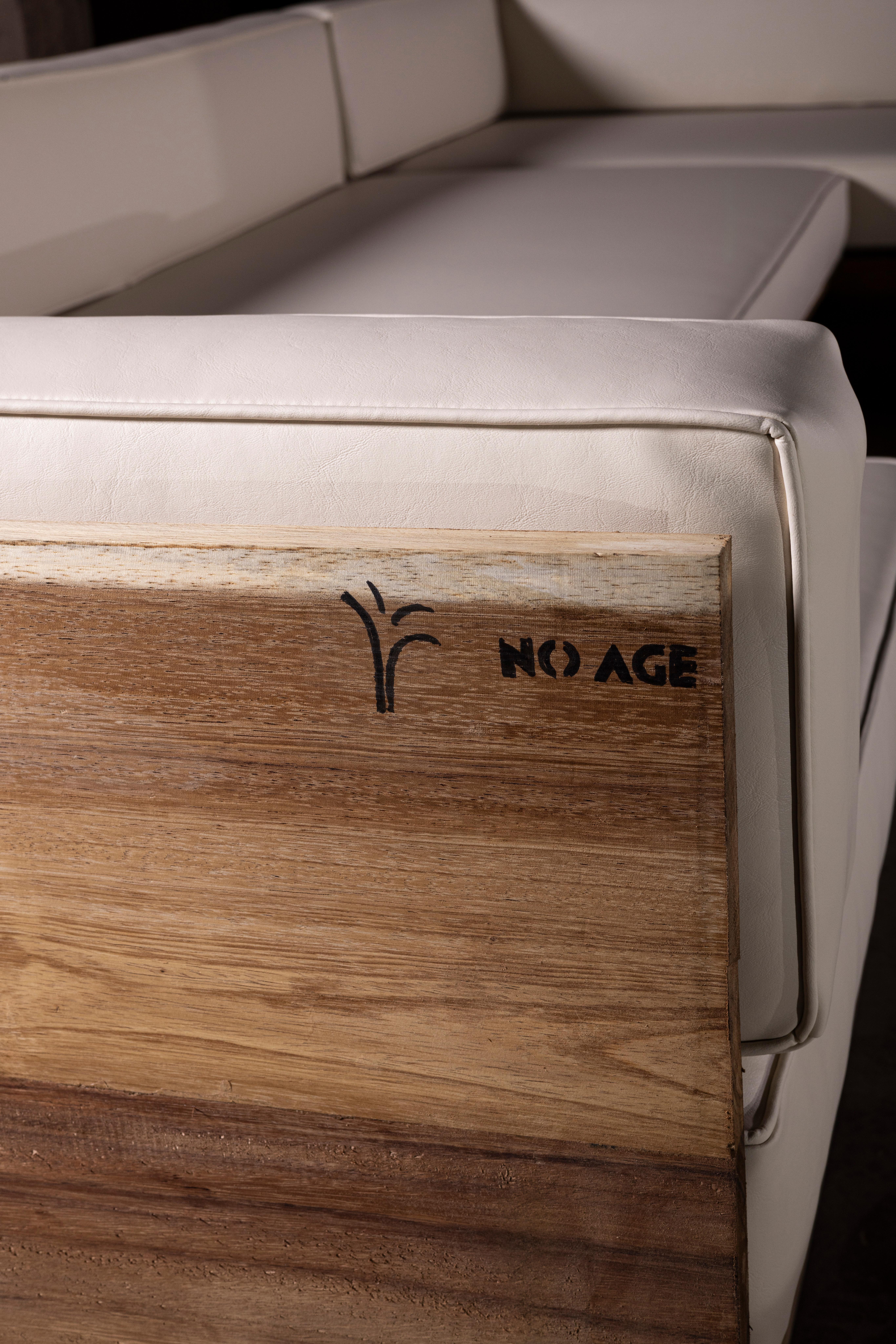 Exterior U-Shaped Sofa in Parota Wood & Synthetic Leather by No Age Studio In condizioni Nuovo in vendita a Geneve, CH