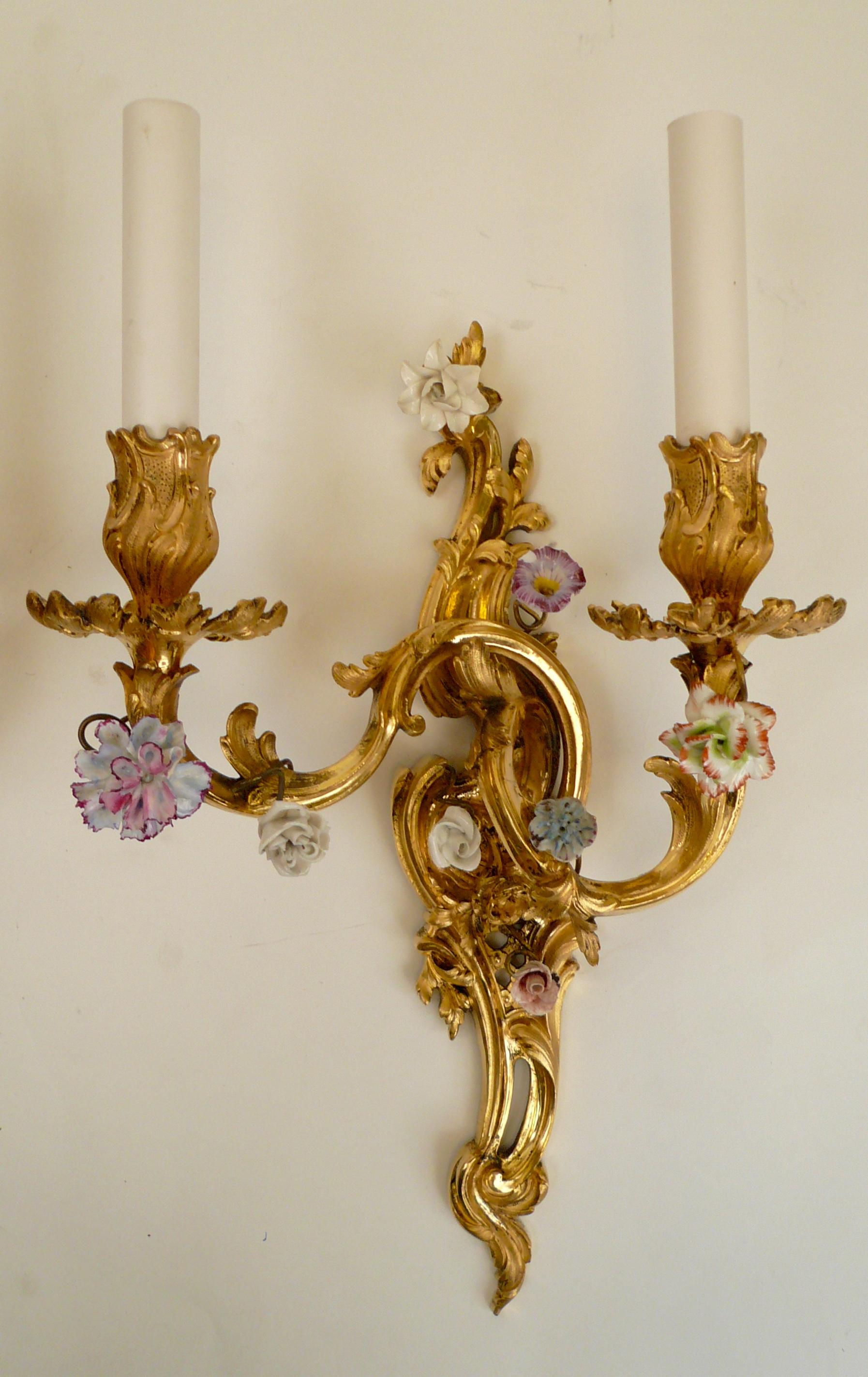 Extra Fine Pair of Louis XV Style Gilt Bronze and Porcelain Flower Sconces 1