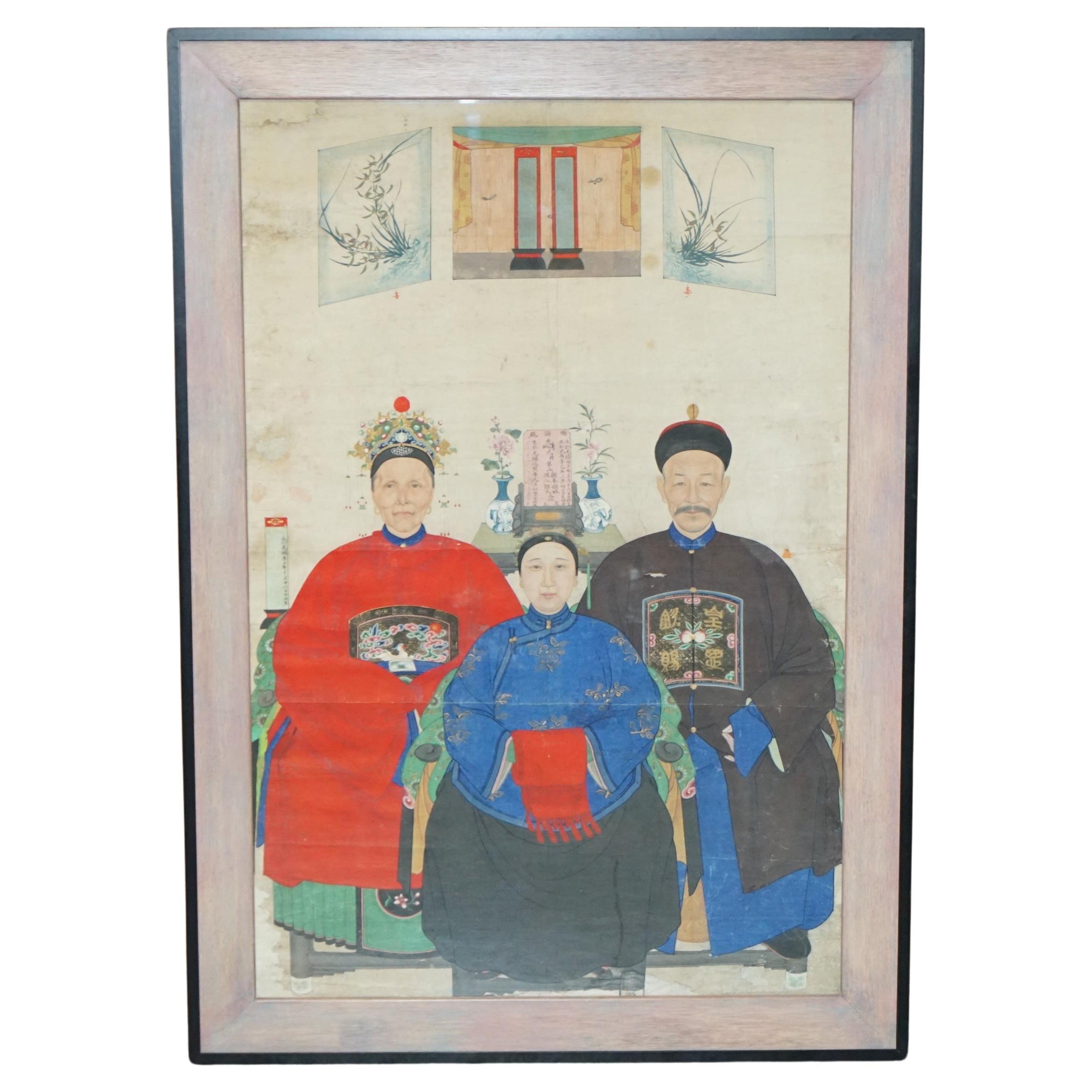 EXTRA LARGE 162X113CM ANTIQUE CHINESE ANCESTRAL PORTRAIT WITH LOVELY BLACK FRAMe For Sale