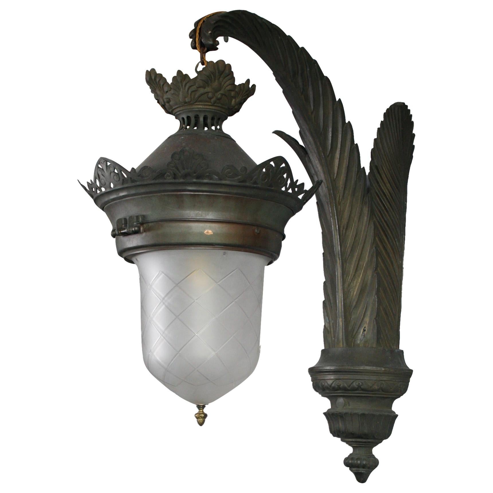 Extra Large 19th Century Bronze Wall Lantern Palais Du Justice, Brussel For Sale