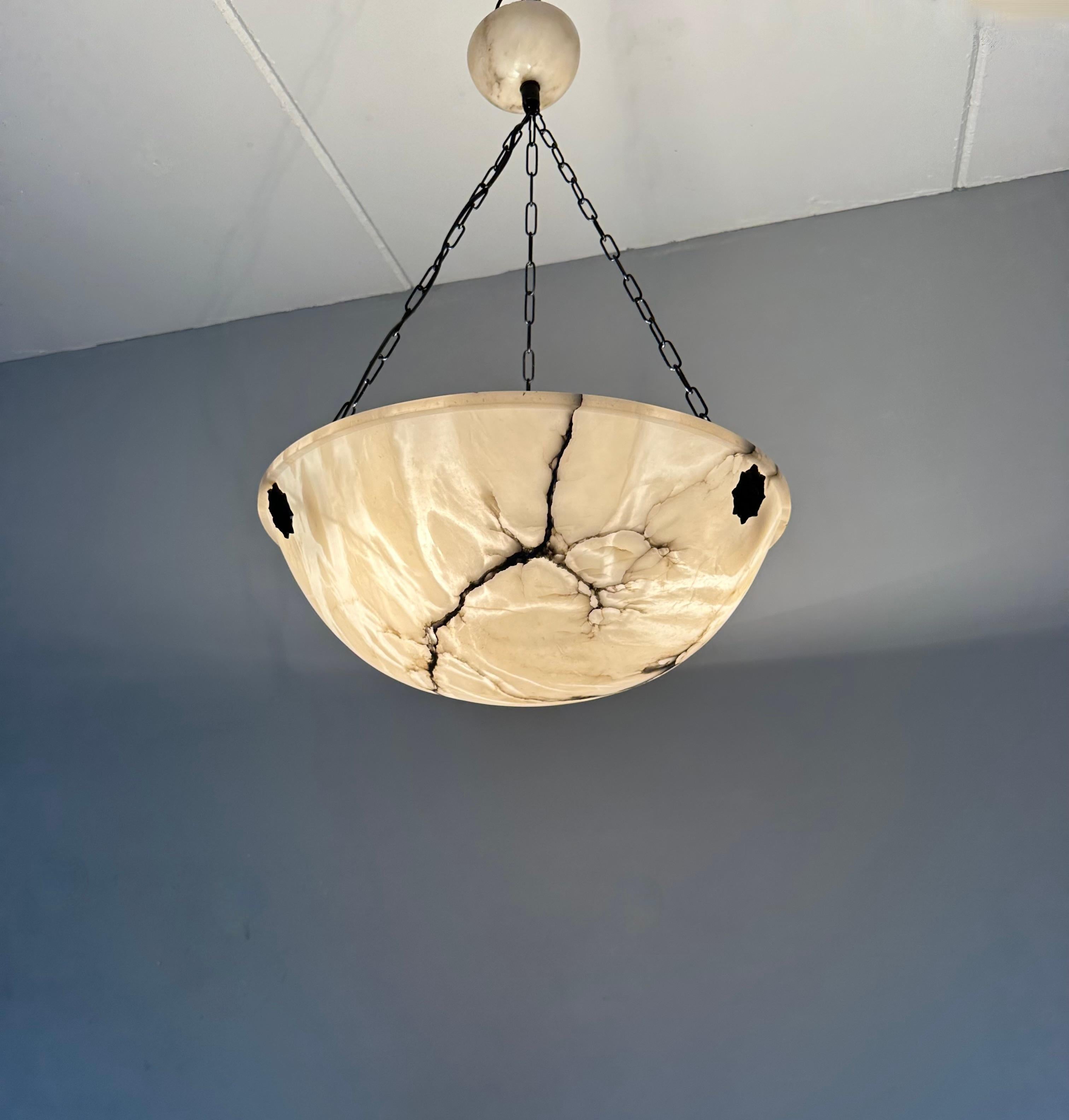 Extra großer 21,8Ø & schönster Art Deco-Kronleuchter aus weißem und schwarzem Alabaster im Angebot 8