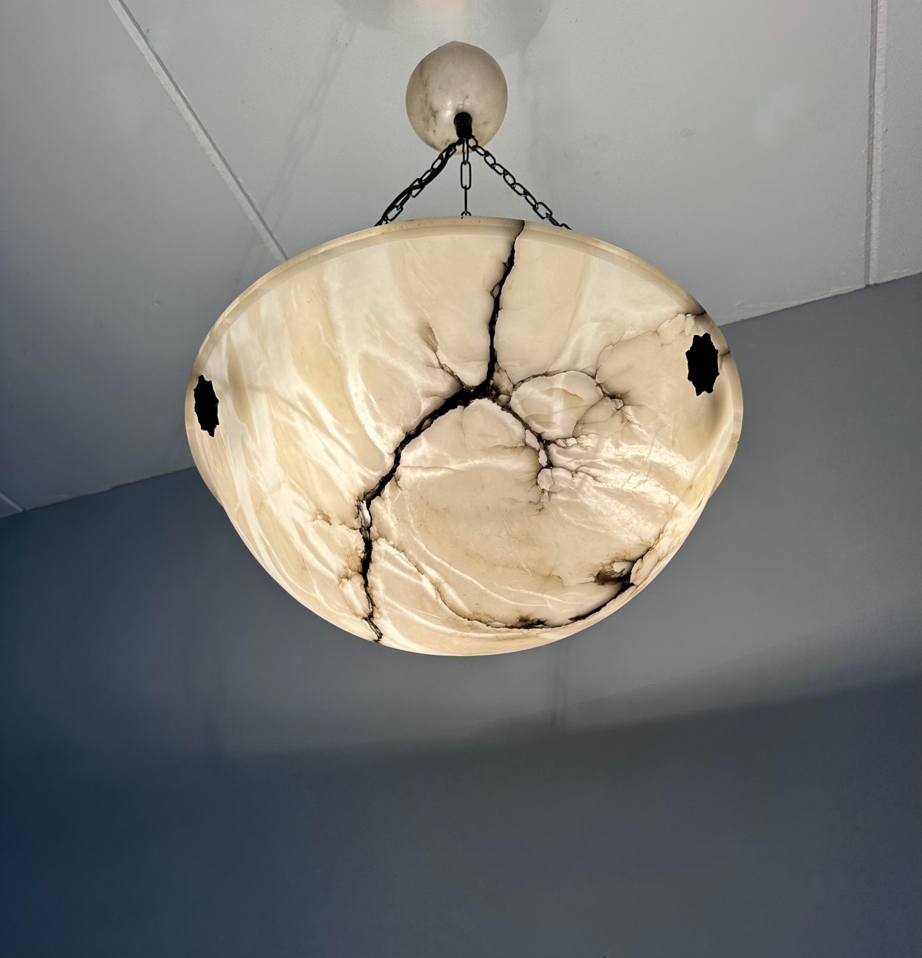 Extra großer 21,8Ø & schönster Art Deco-Kronleuchter aus weißem und schwarzem Alabaster im Angebot 9