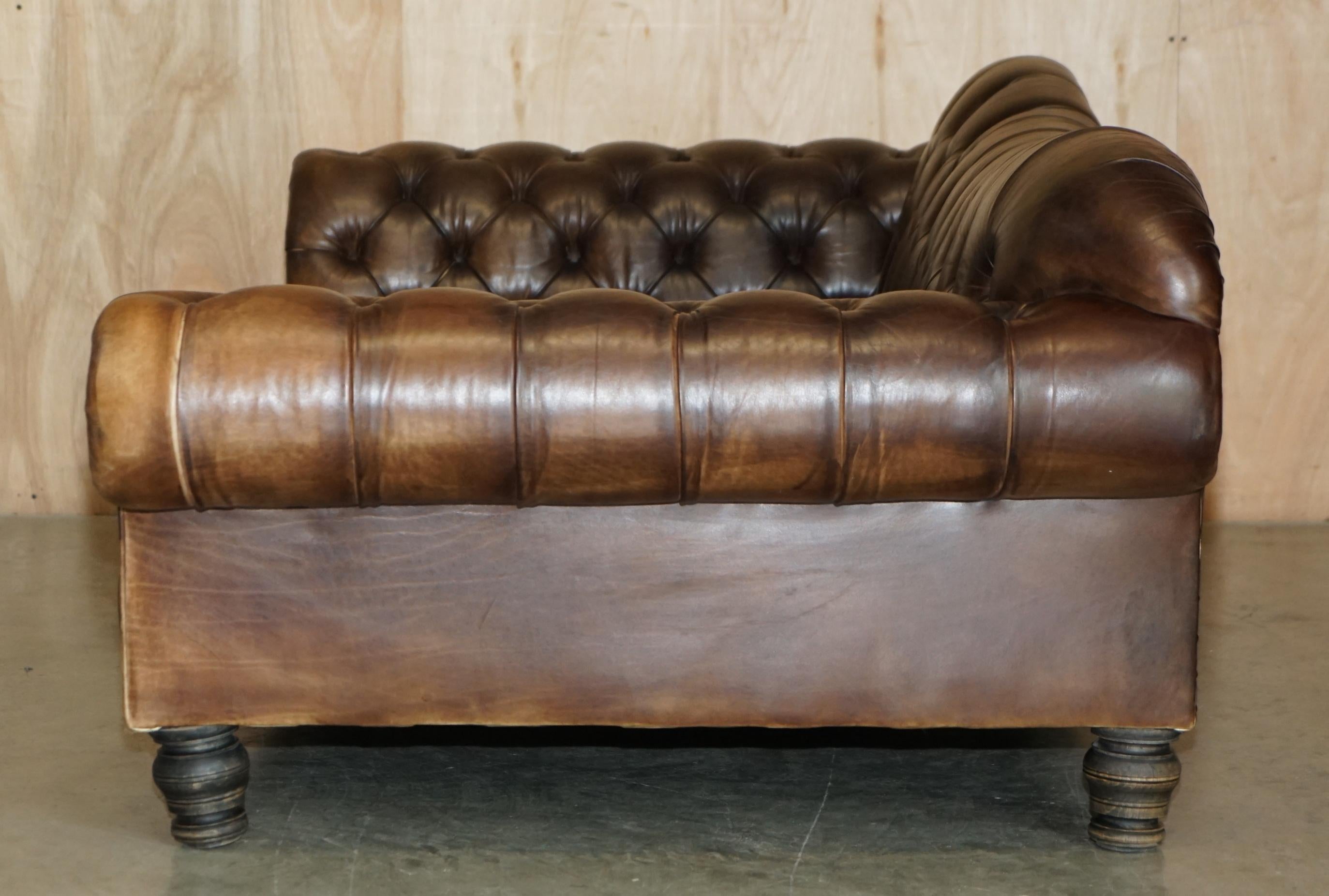 SOFA extra large et épaisse de style ViNTAGE en cuir marron teint à la main en vente 6