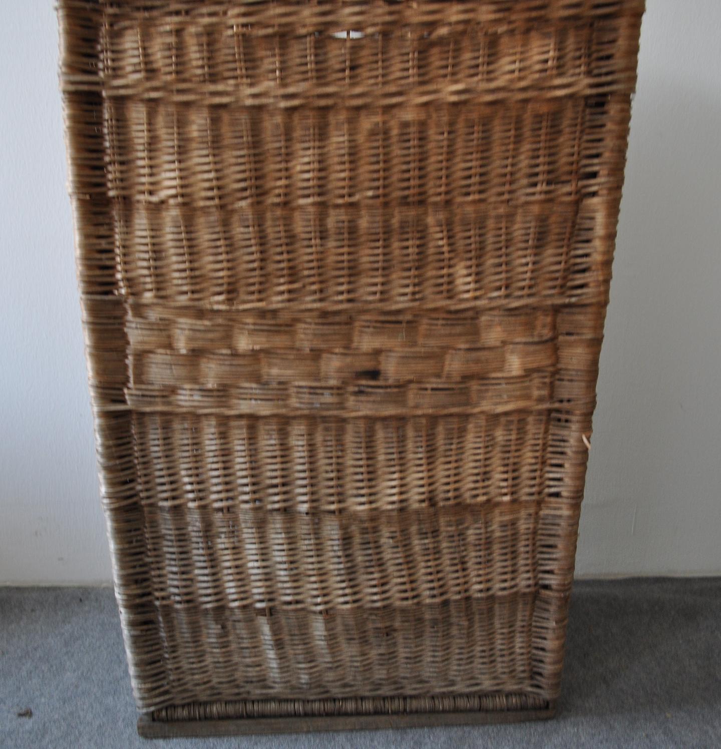 Rustic Extra Large Antique Farmhouse Basket, 1940s For Sale