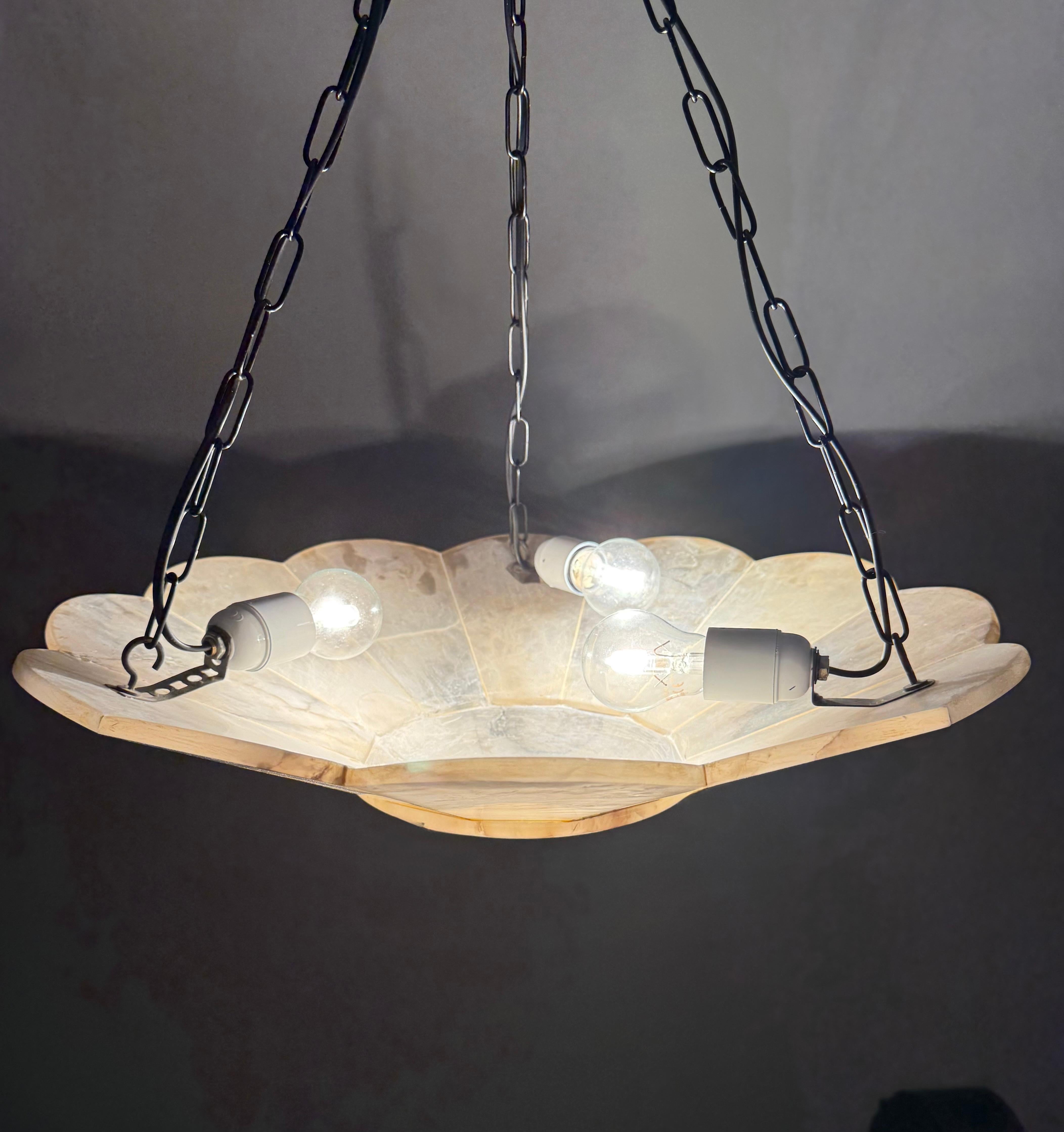 EXTRA LARGE Lustre pendentif Art Déco en albâtre blanc et noir avec baldaquin parfait en vente 10