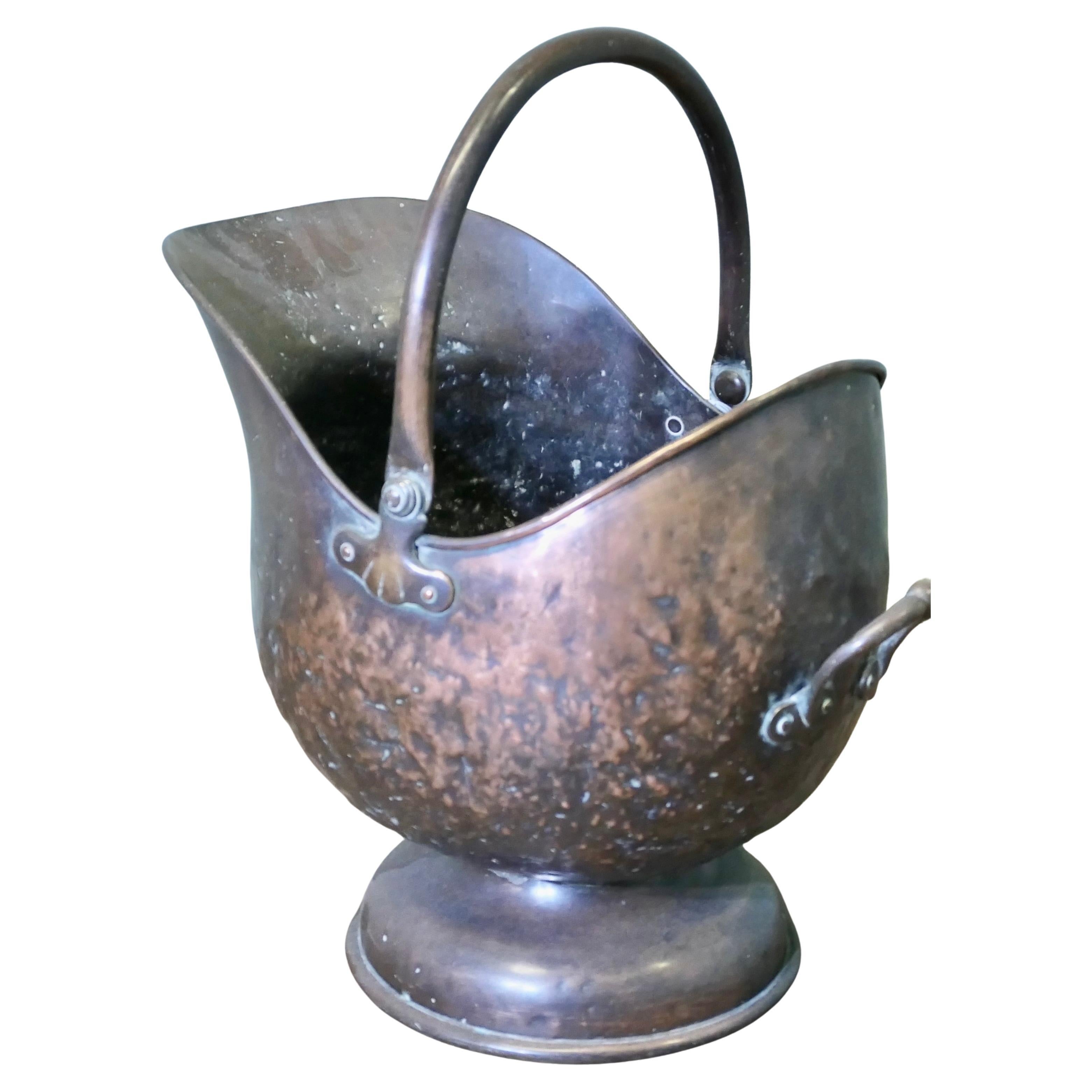Casco in rame extra large di Copper Craft per il trasporto del carbone