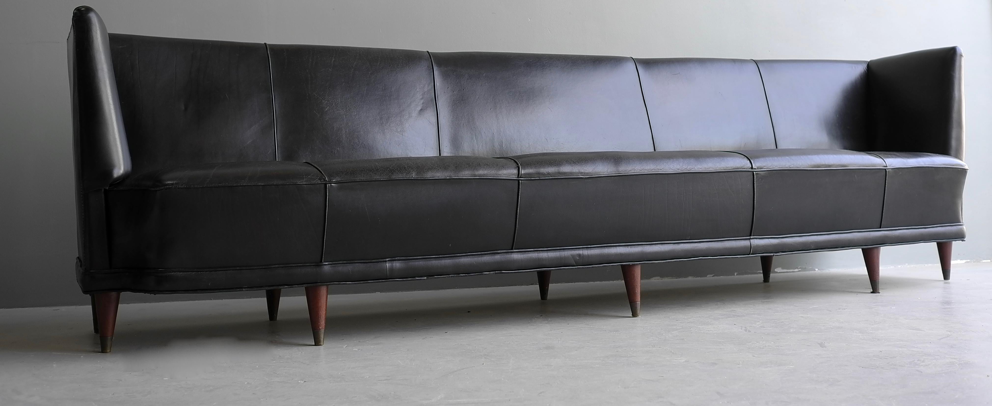 Extra Large Black Leather Cabinet Maker Italian Sofa 1950's For Sale 4