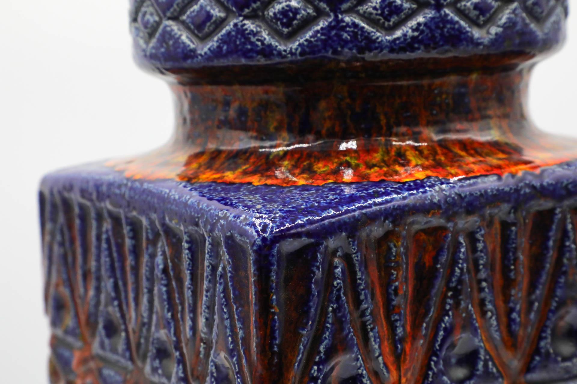 Très grand vase de sol rectangulaire bleu en céramique d'Allemagne de l'Ouest en vente 4