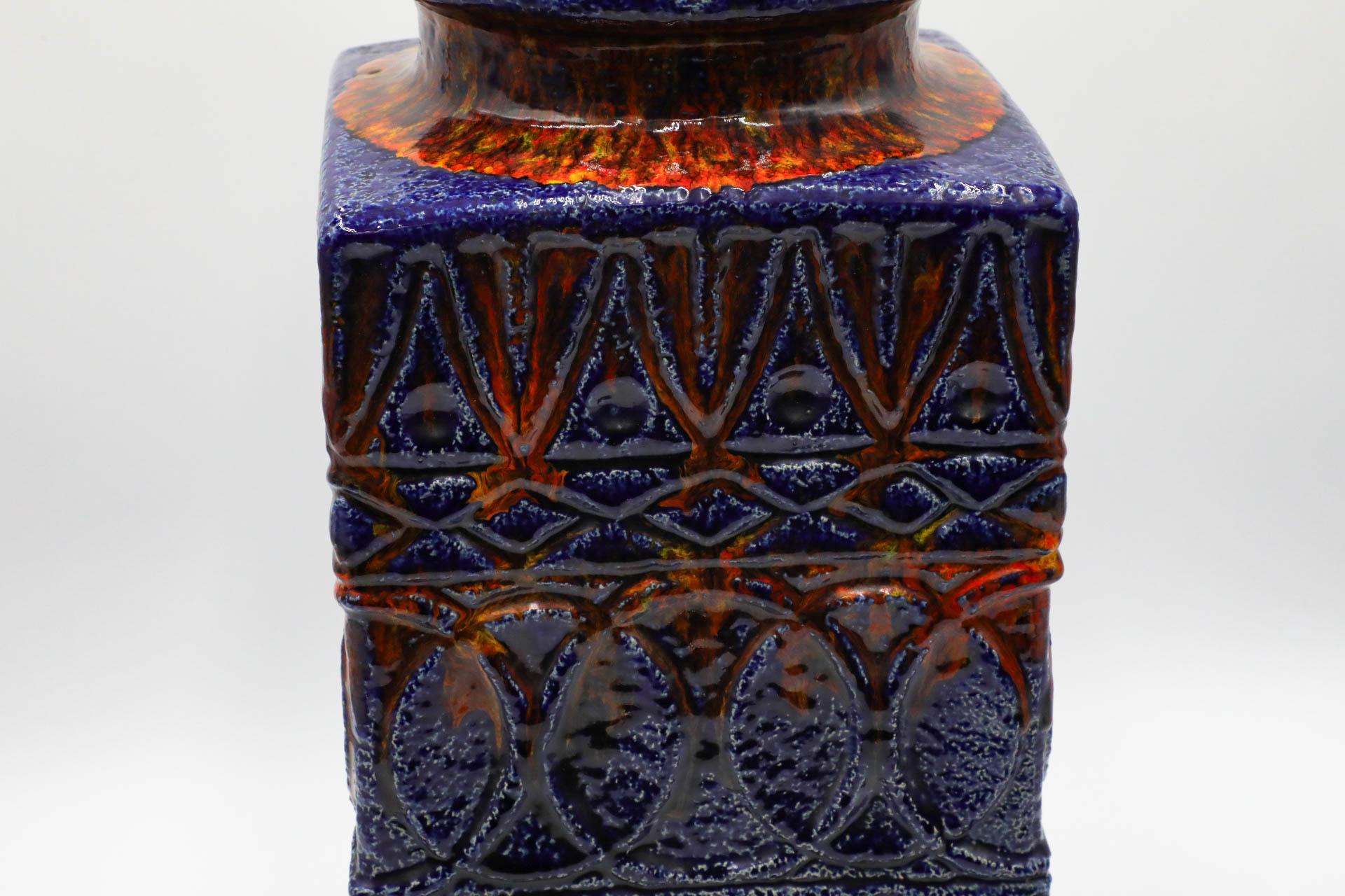Très grand vase de sol rectangulaire bleu en céramique d'Allemagne de l'Ouest en vente 7