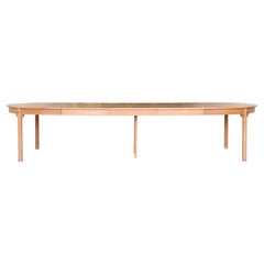Extra large Borge Mogensen design model 142 dining table in vintage oak