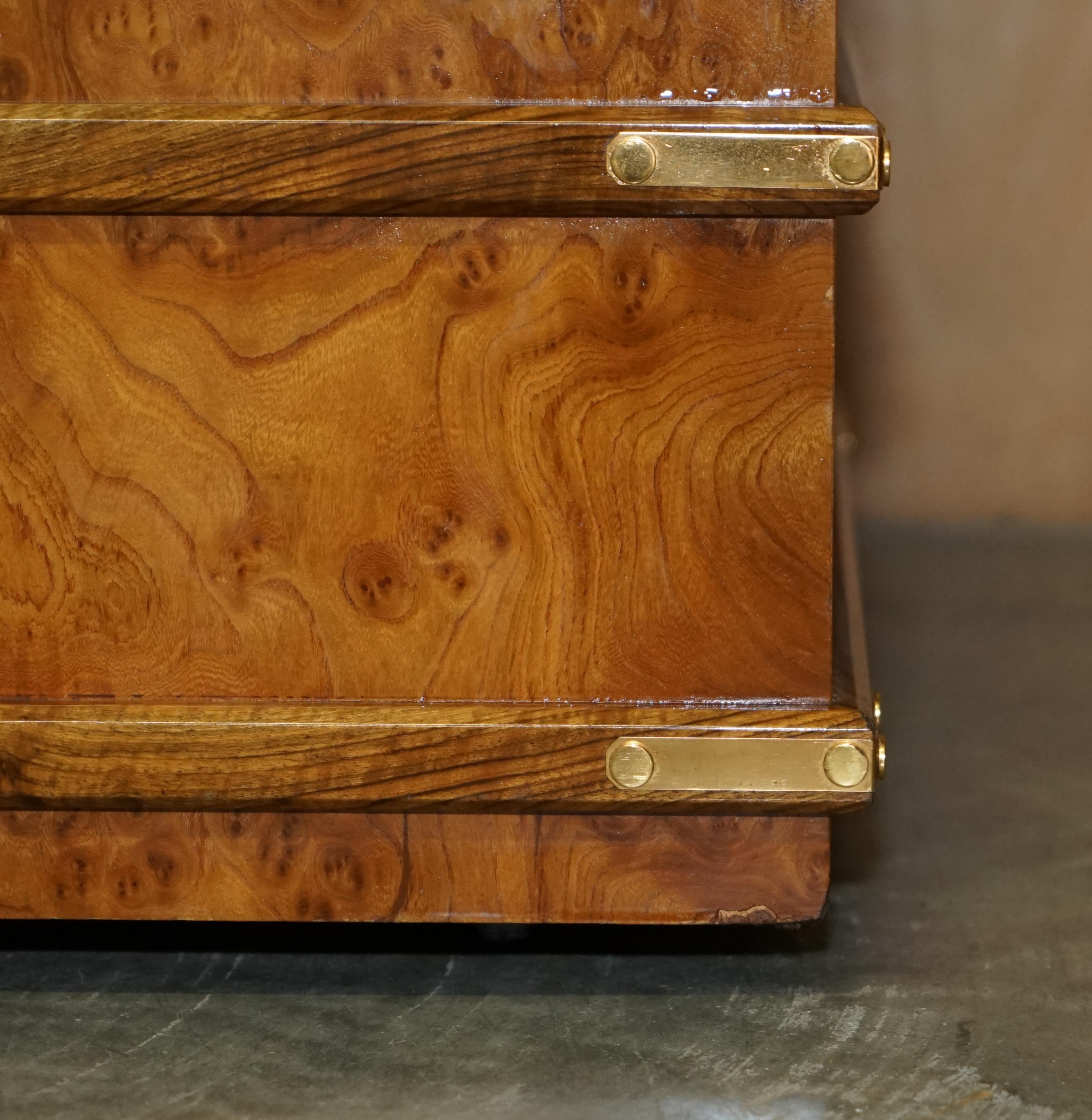 Extra Large Burr Walnut Solid Chest Trunk with Hidden Bottom Storage Must See In Good Condition For Sale In West Sussex, Pulborough