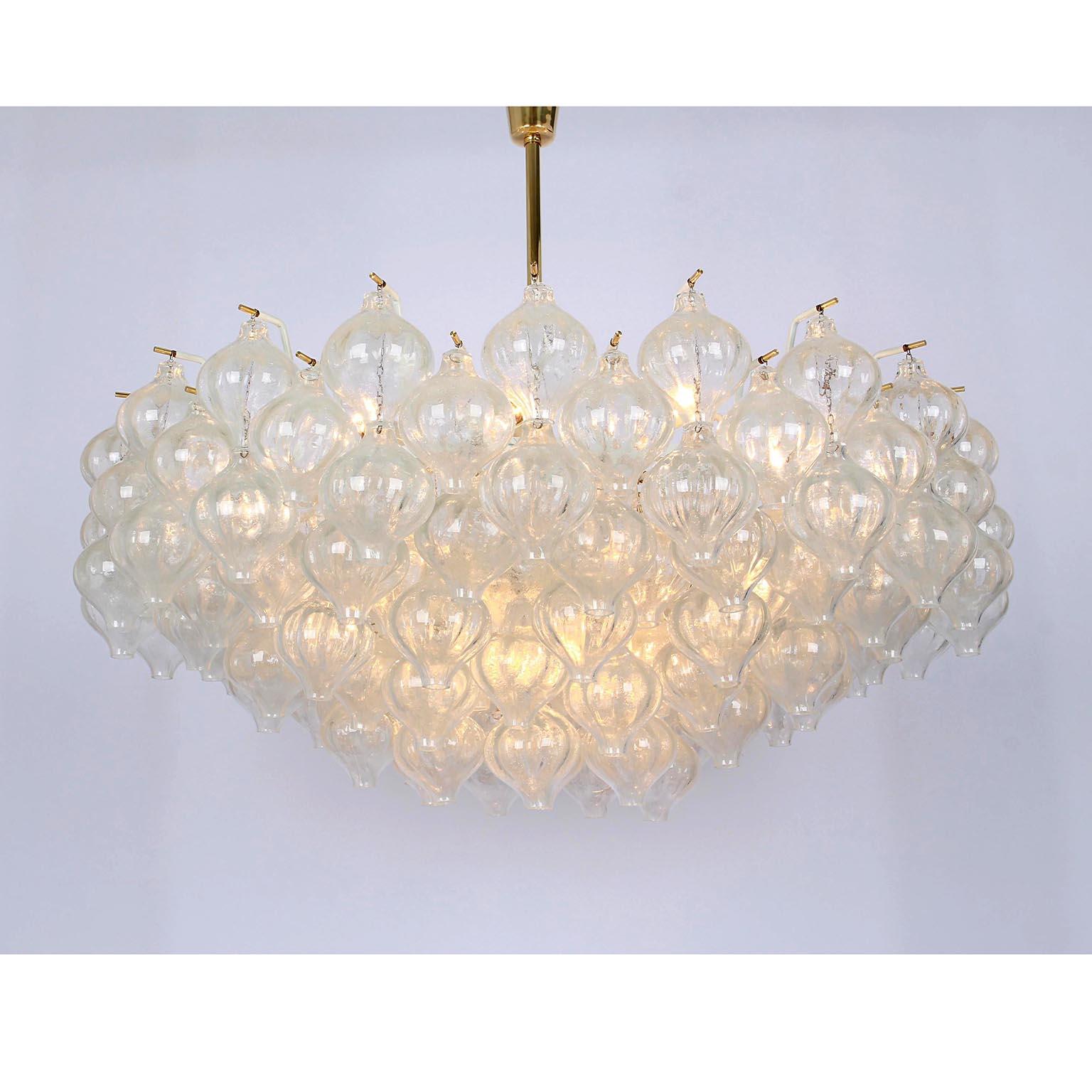 Lacquered Extra Large Chandelier Pendant Light Kalmar 'Tulipan', Murano Glass Brass, 1970 For Sale