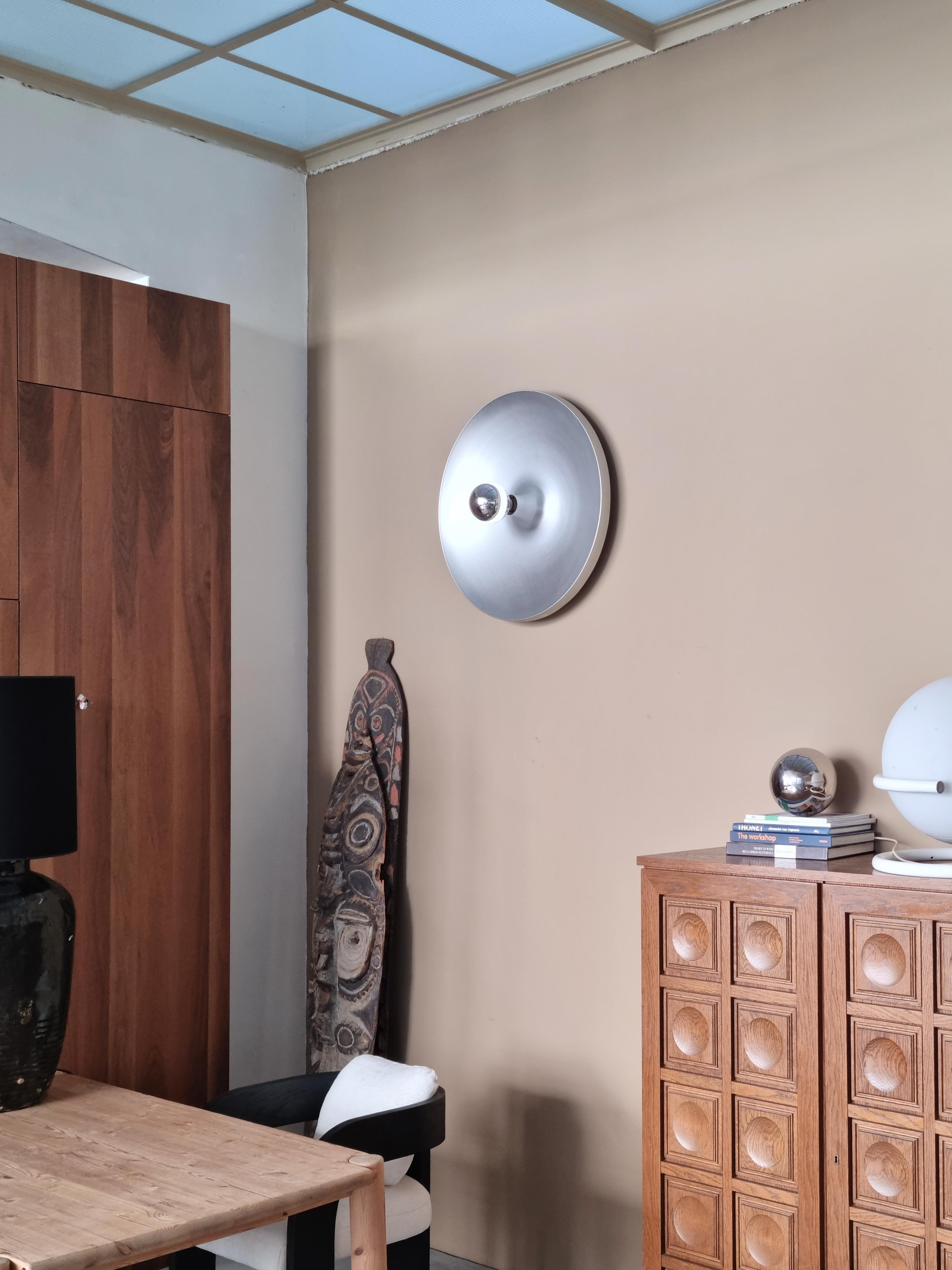 Aplique de pared extragrande estilo Charlotte Perriand, años 70 Moderno de mediados de siglo en venta