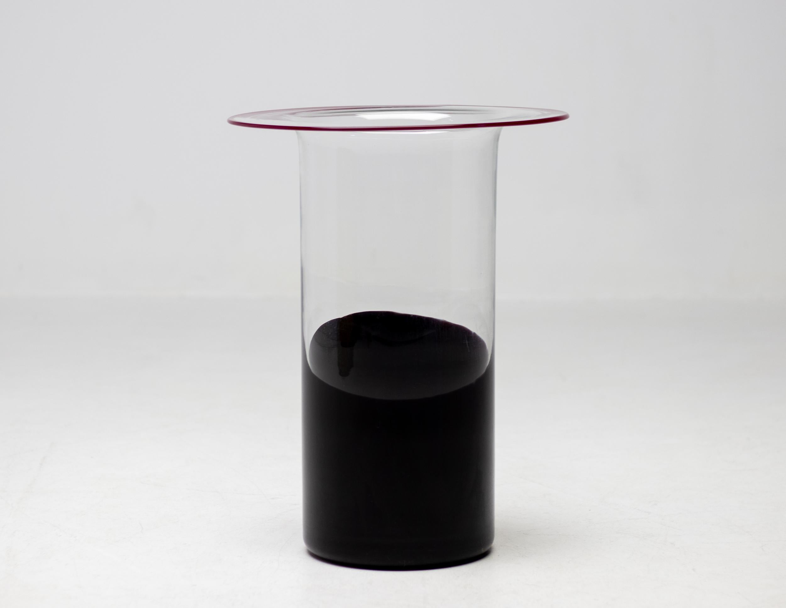 Mid-Century Modern Extra Large “Chiclos” Vase by Renato Toso for Leucos – Italian Murano Glass For Sale