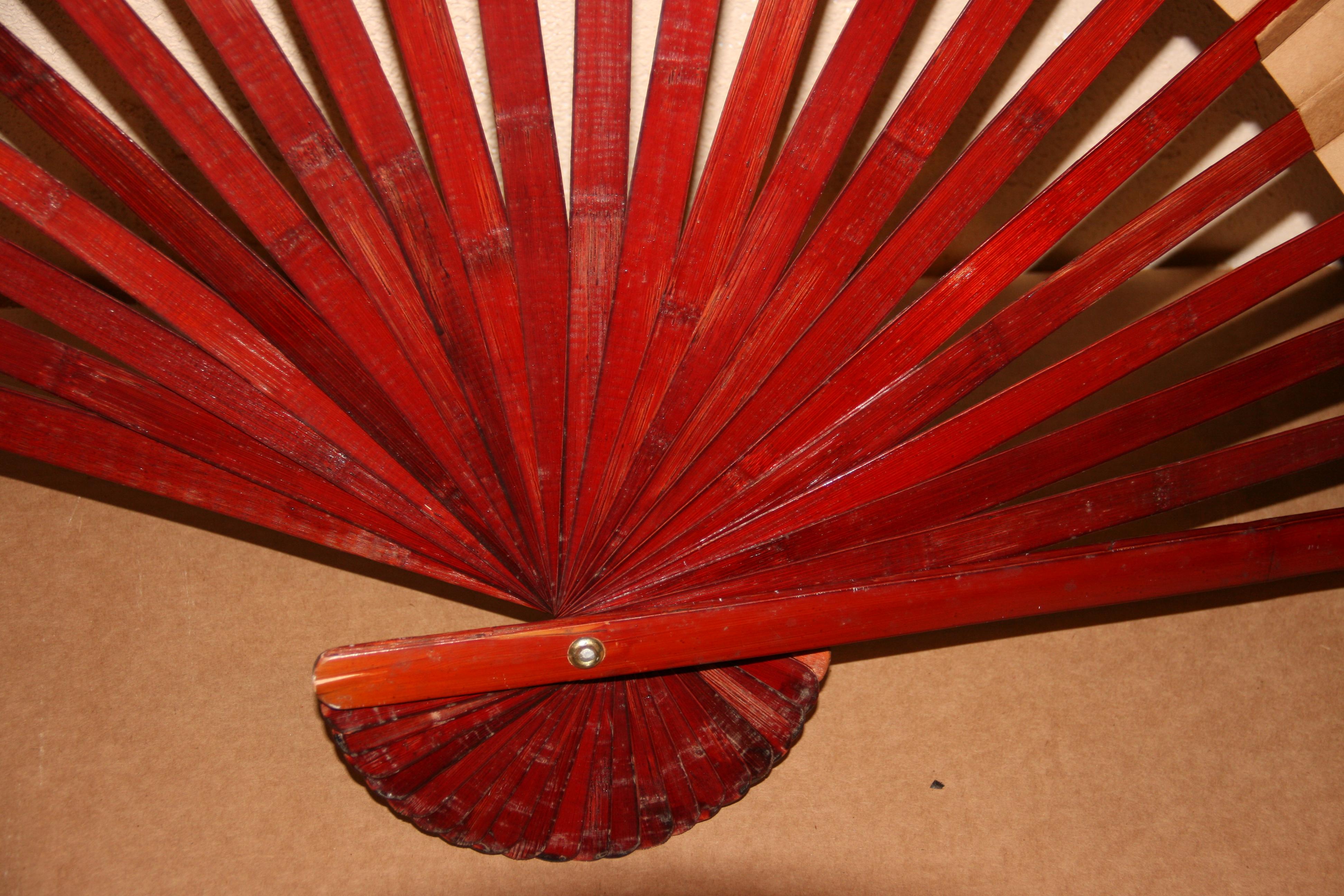 Extra Large Chinese Gilt Hand Painted Folding Fan Art / Screen For Sale 4
