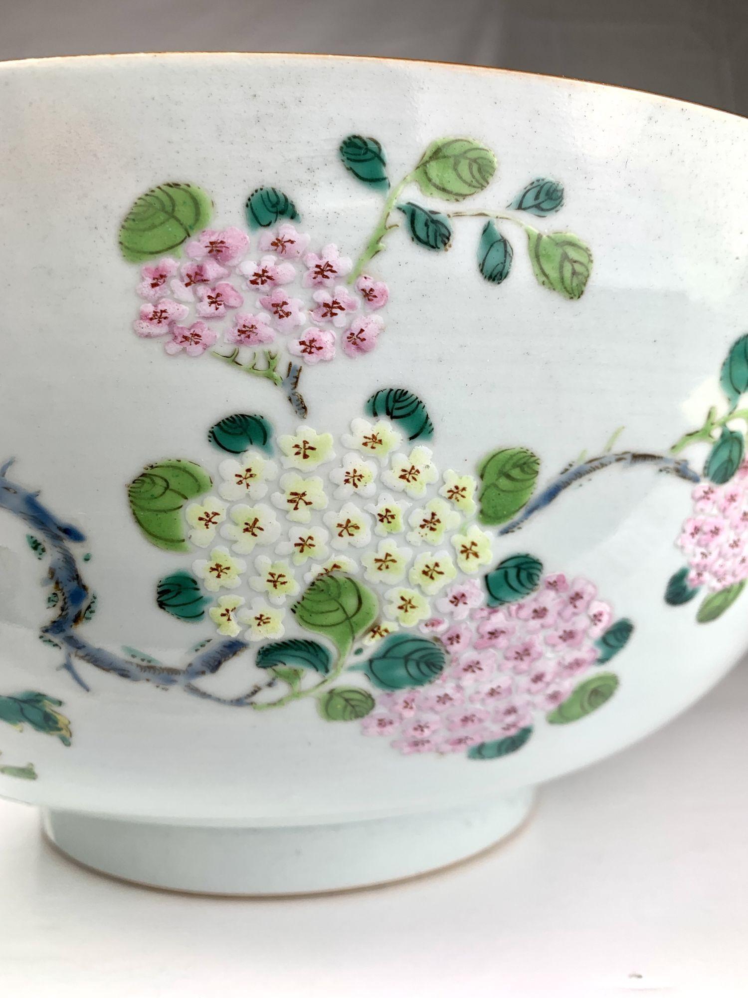 Large Antique Chinese Porcelain Punch Bowl Hand Painted Qianlong Period Ca. 1760 3