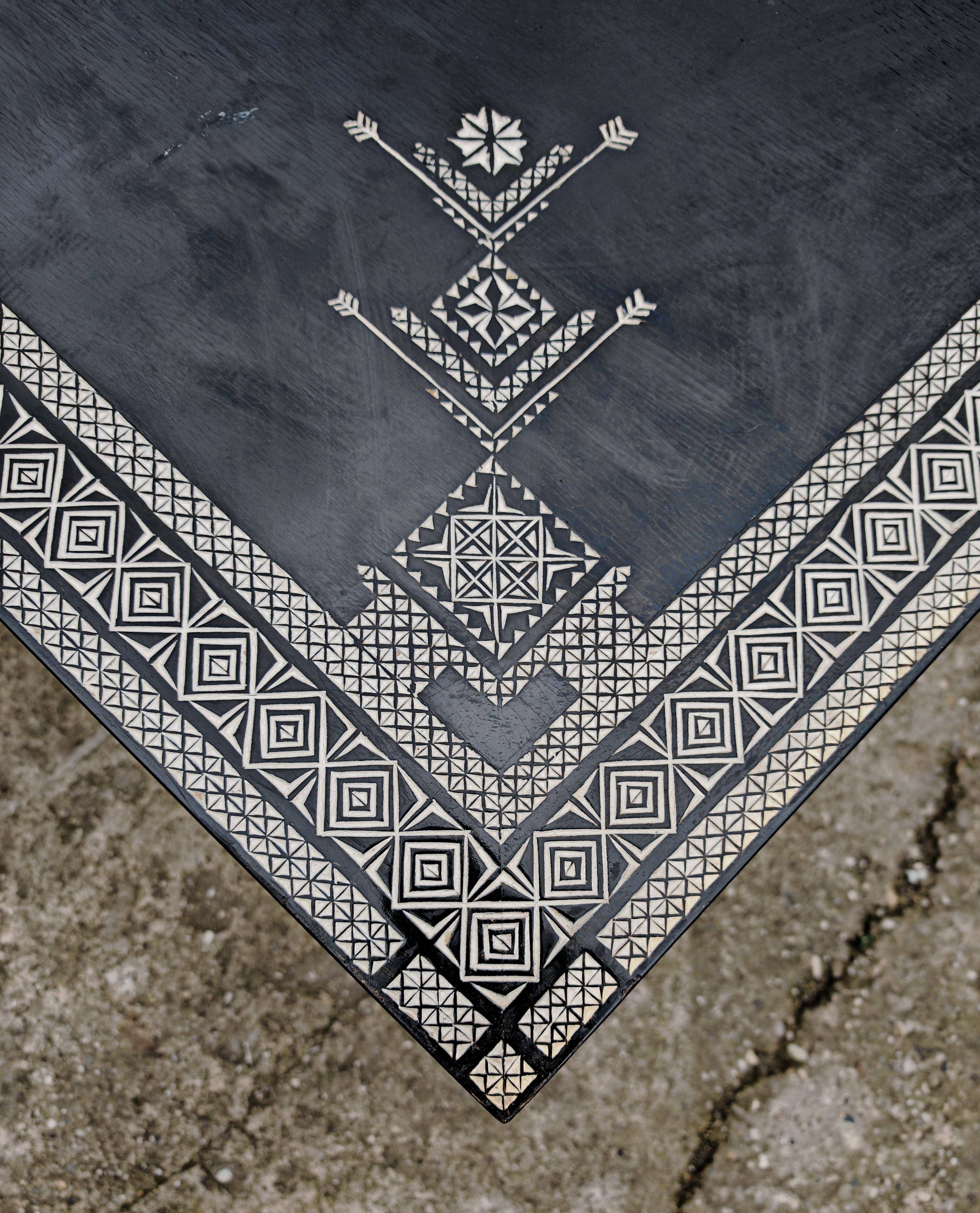 Table basse extra large am designs par Ettore Zaccari en chêne laqué noir Bon état - En vente à Beograd, RS