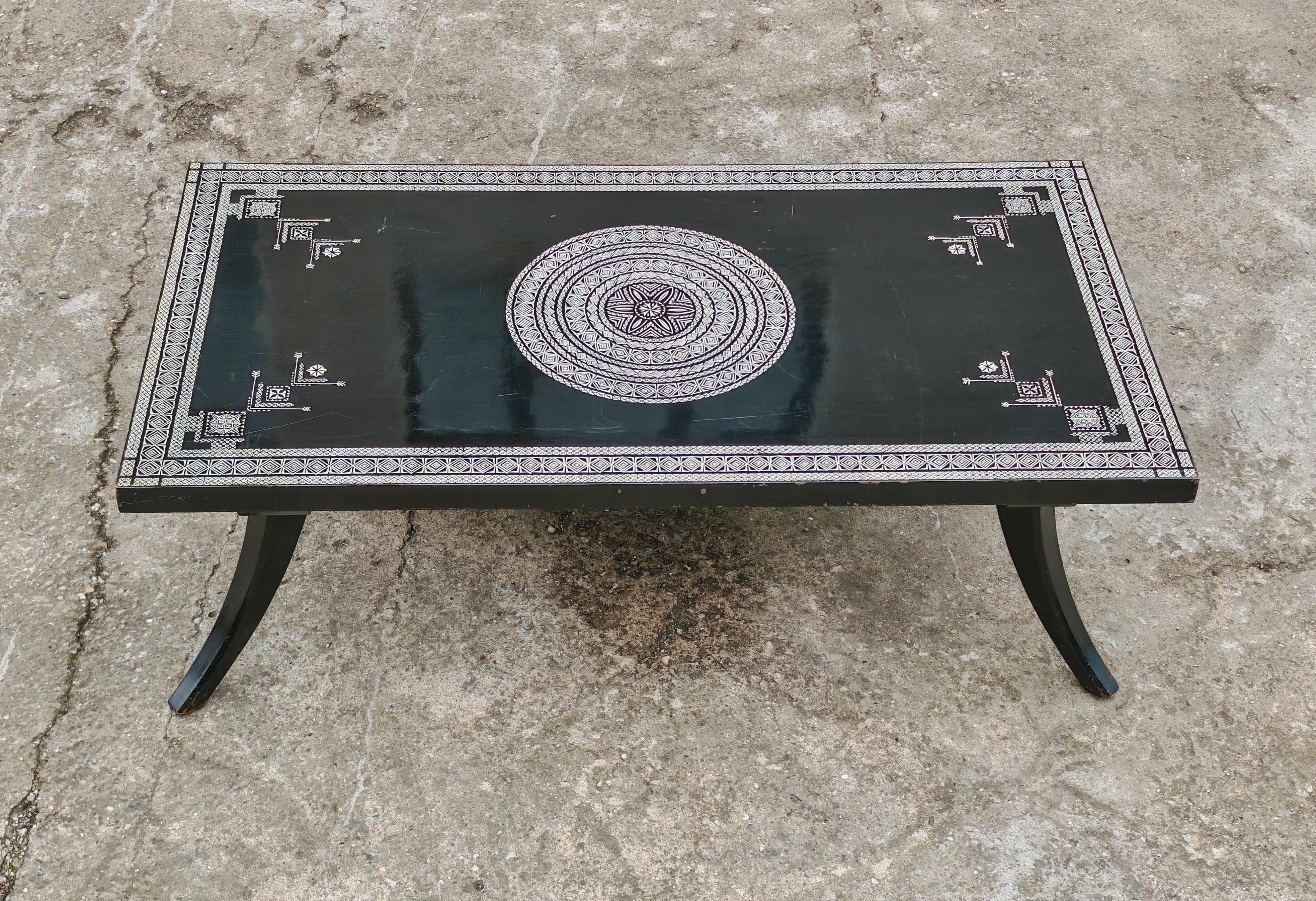 Début du 20ème siècle Table basse extra large am designs par Ettore Zaccari en chêne laqué noir en vente