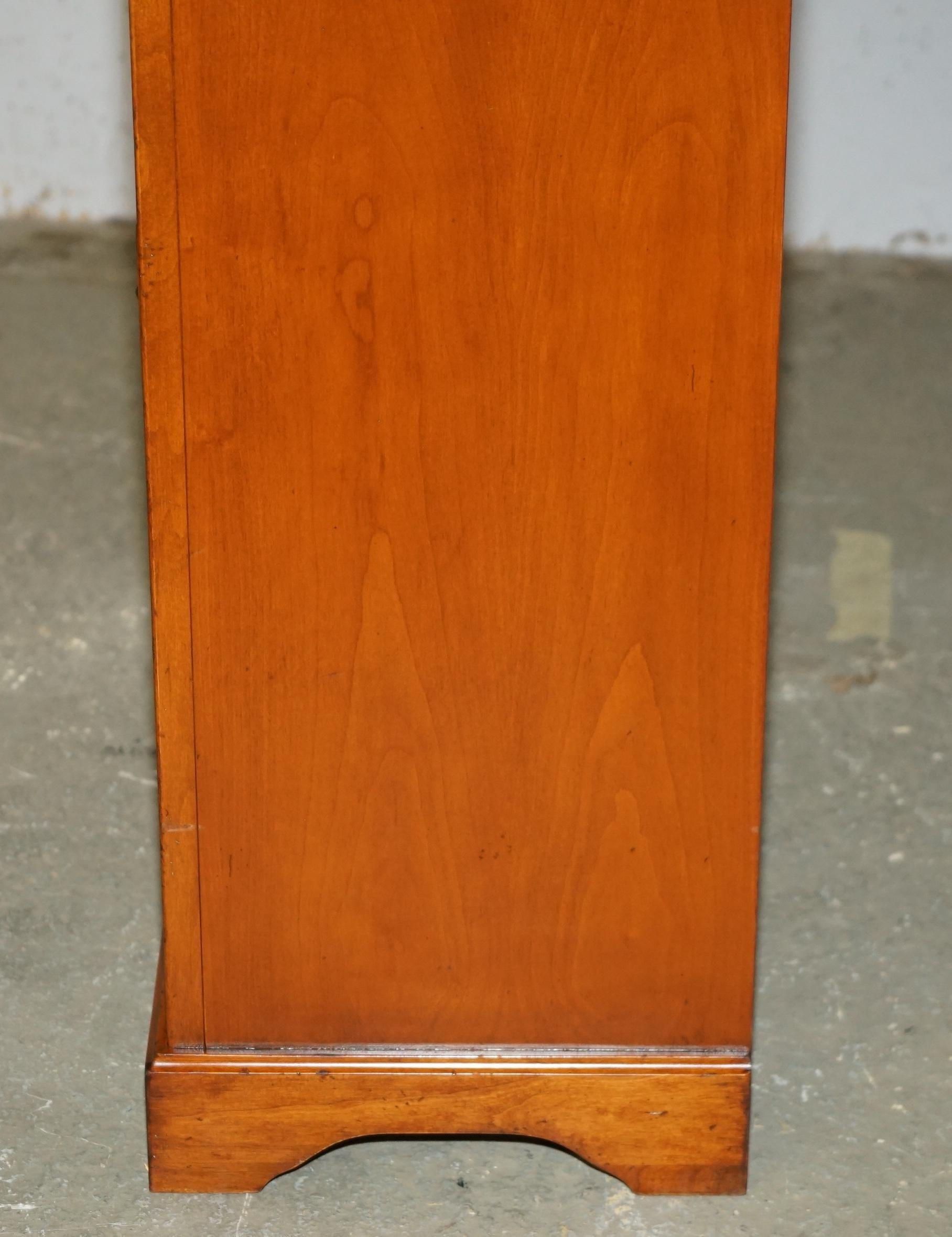EXTRA GRAND CONSORZIO MOBILI TALLBOY DRAWERs IN CHERRY WOOD, HUGE STORAGE en vente 8