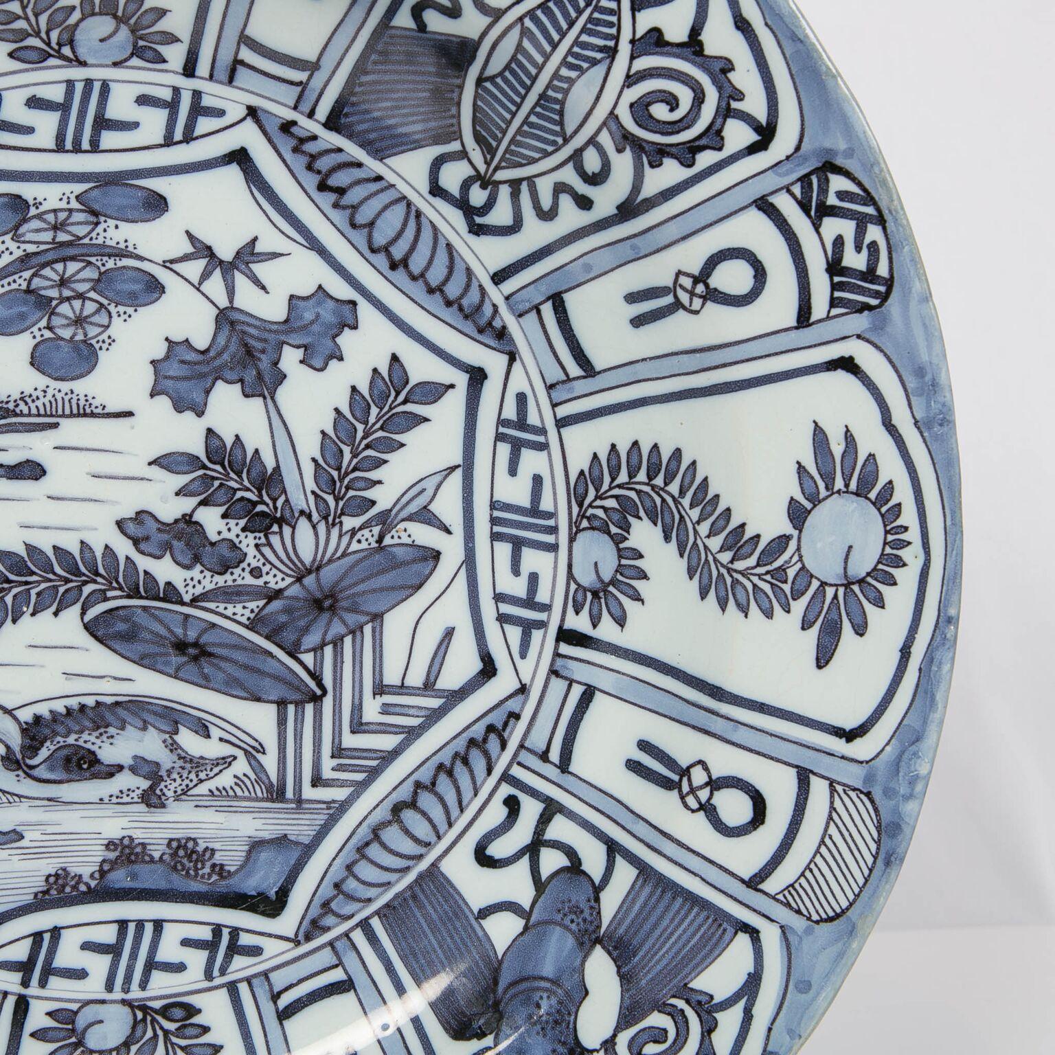 Hand-Painted Extra Large Delft Blue and White Charger Made, 1680-1700