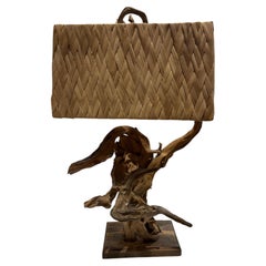 Lampada “Driftwood” extra large con paralume in rafia degli anni ’60-’70